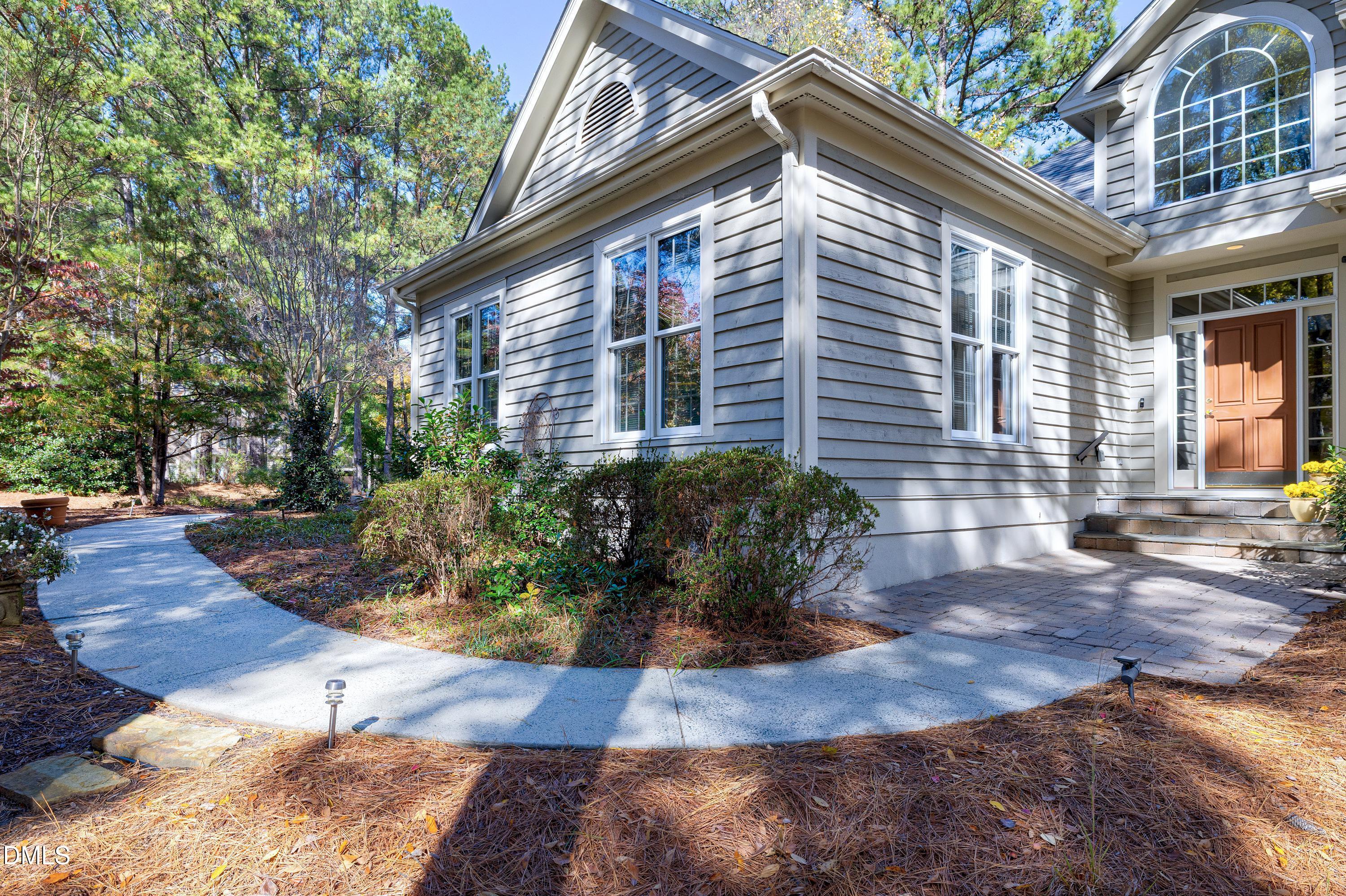 main property photo 45