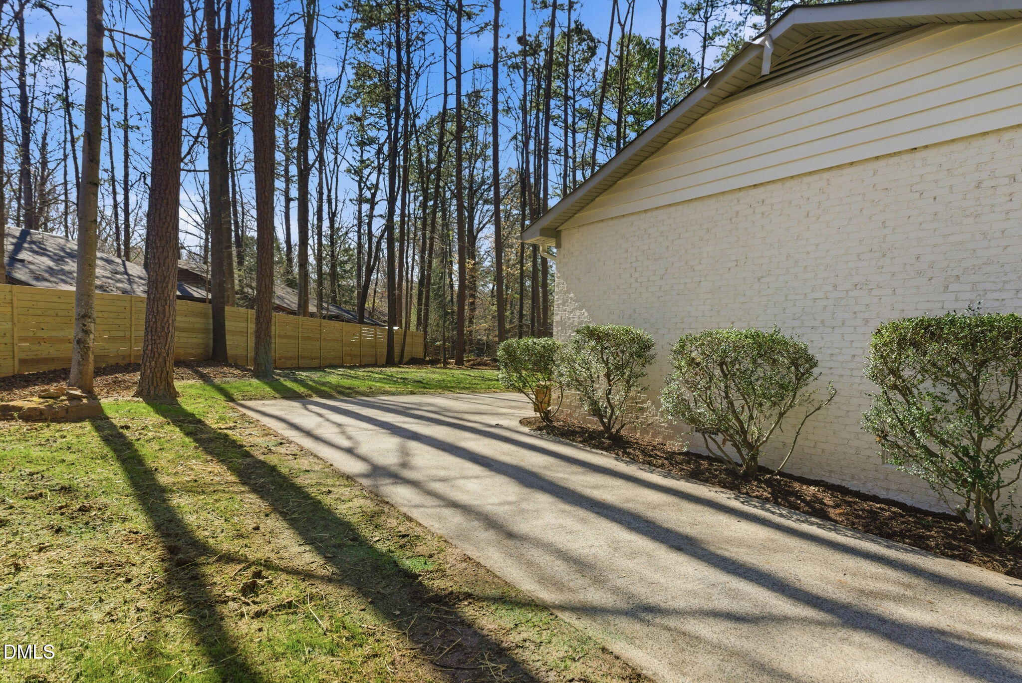 main property photo 70
