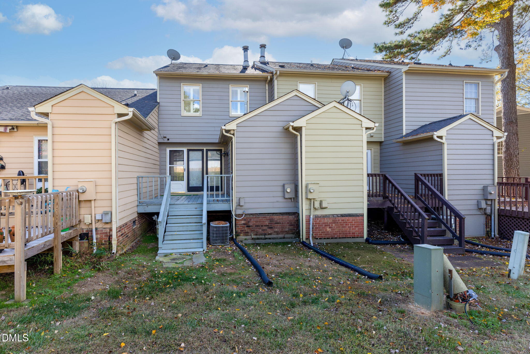 main property photo 26