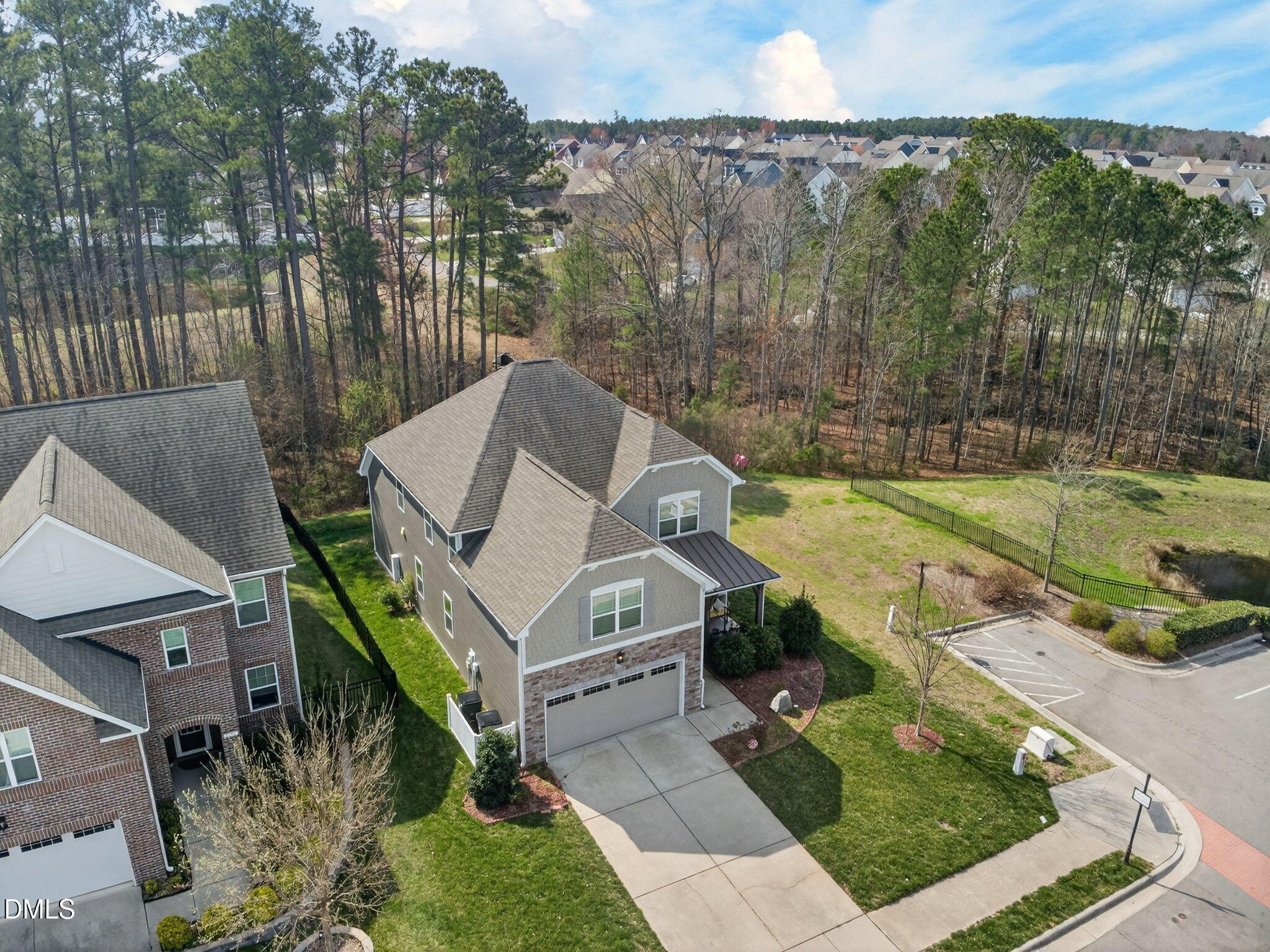 main property photo 74