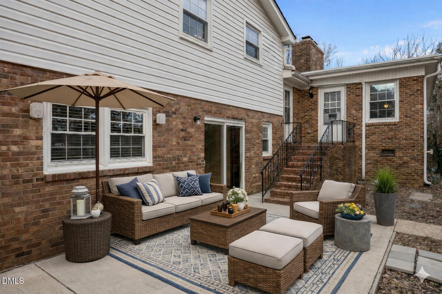 main property photo 30