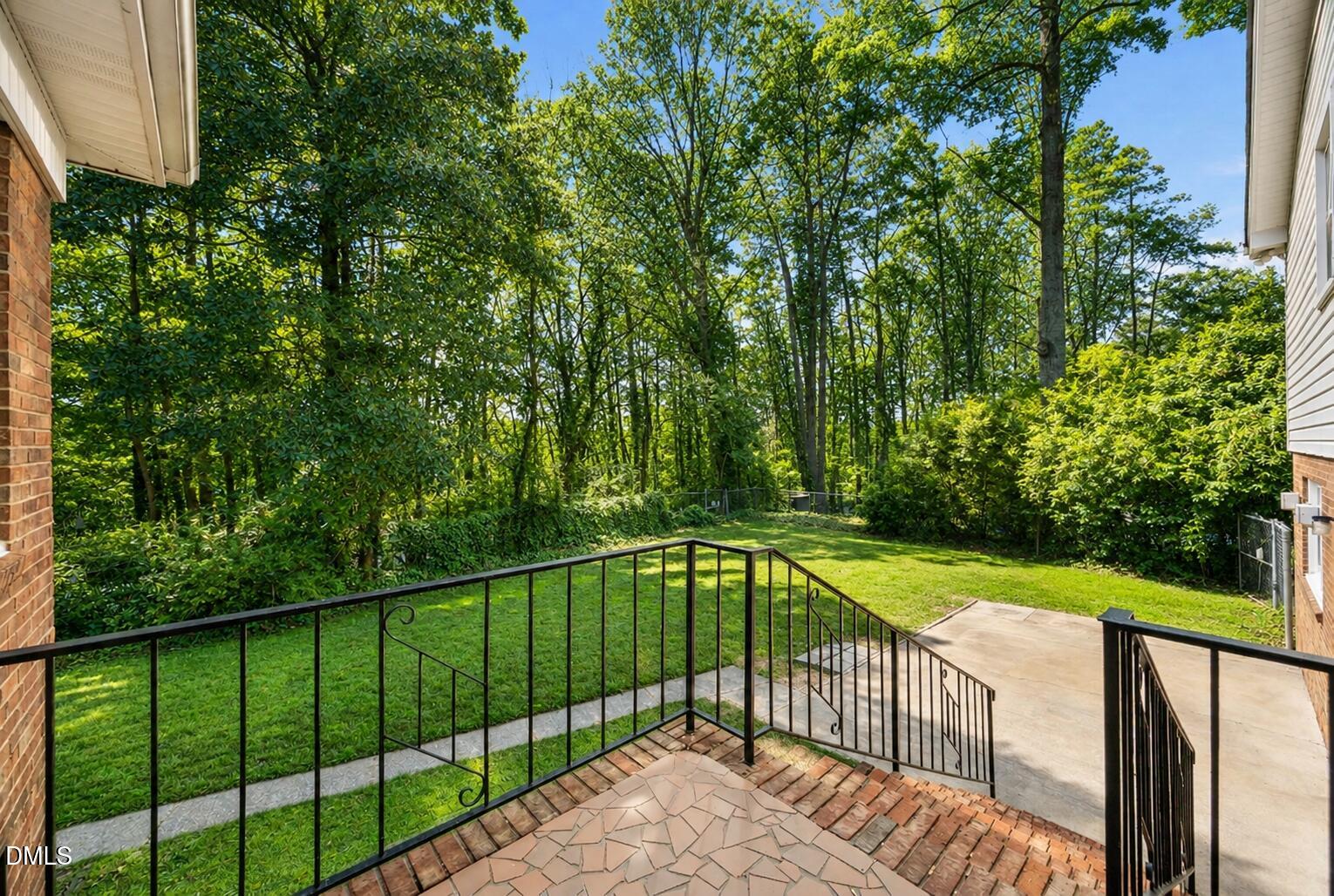 main property photo 37