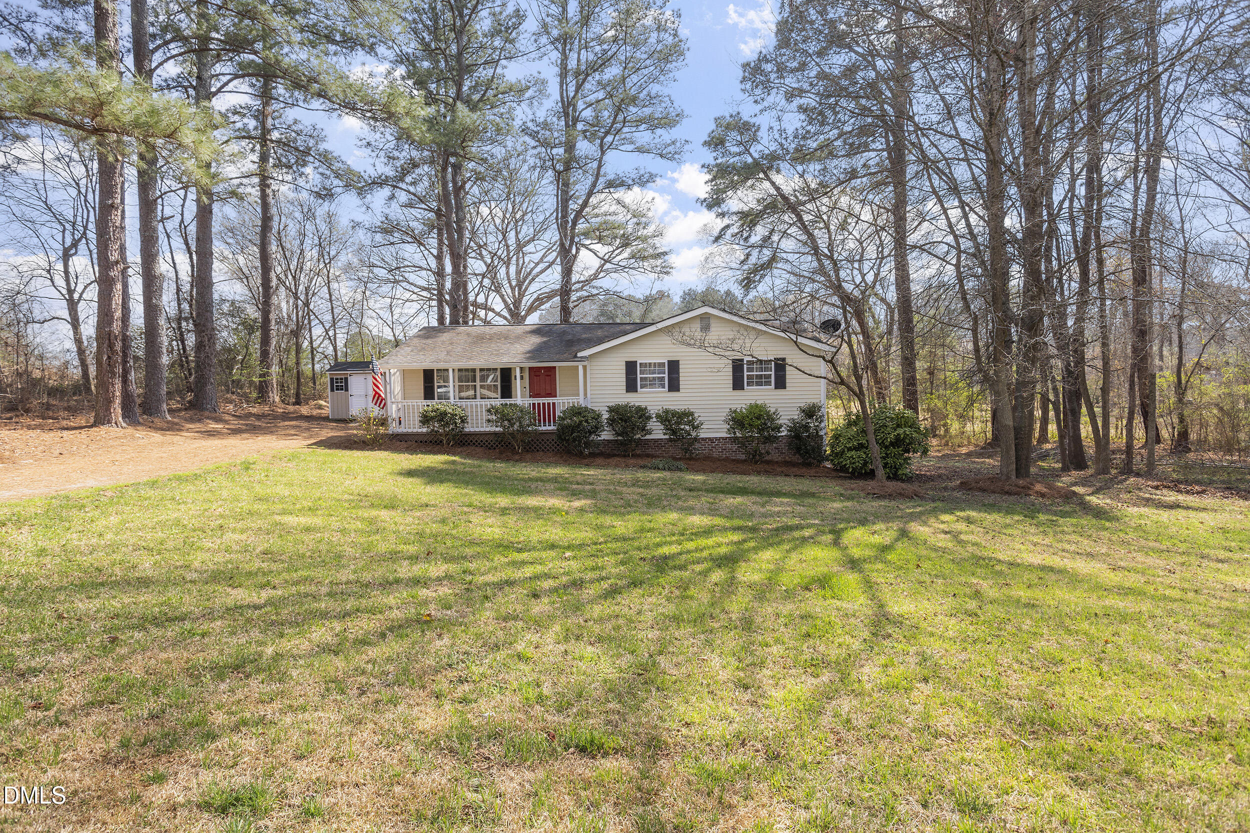main property photo 16