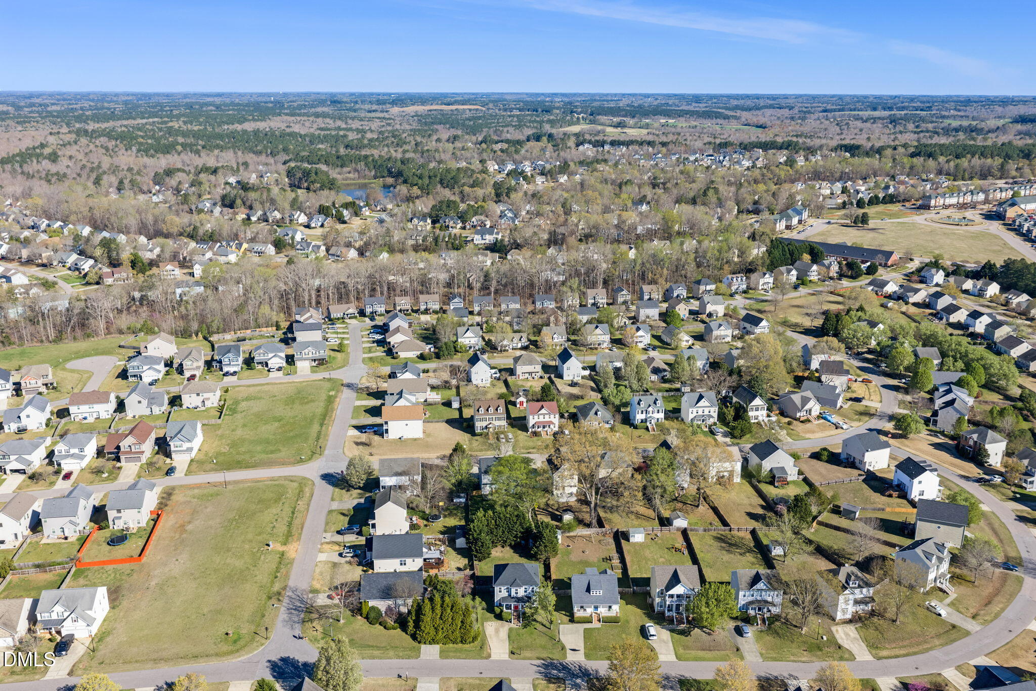 main property photo 40