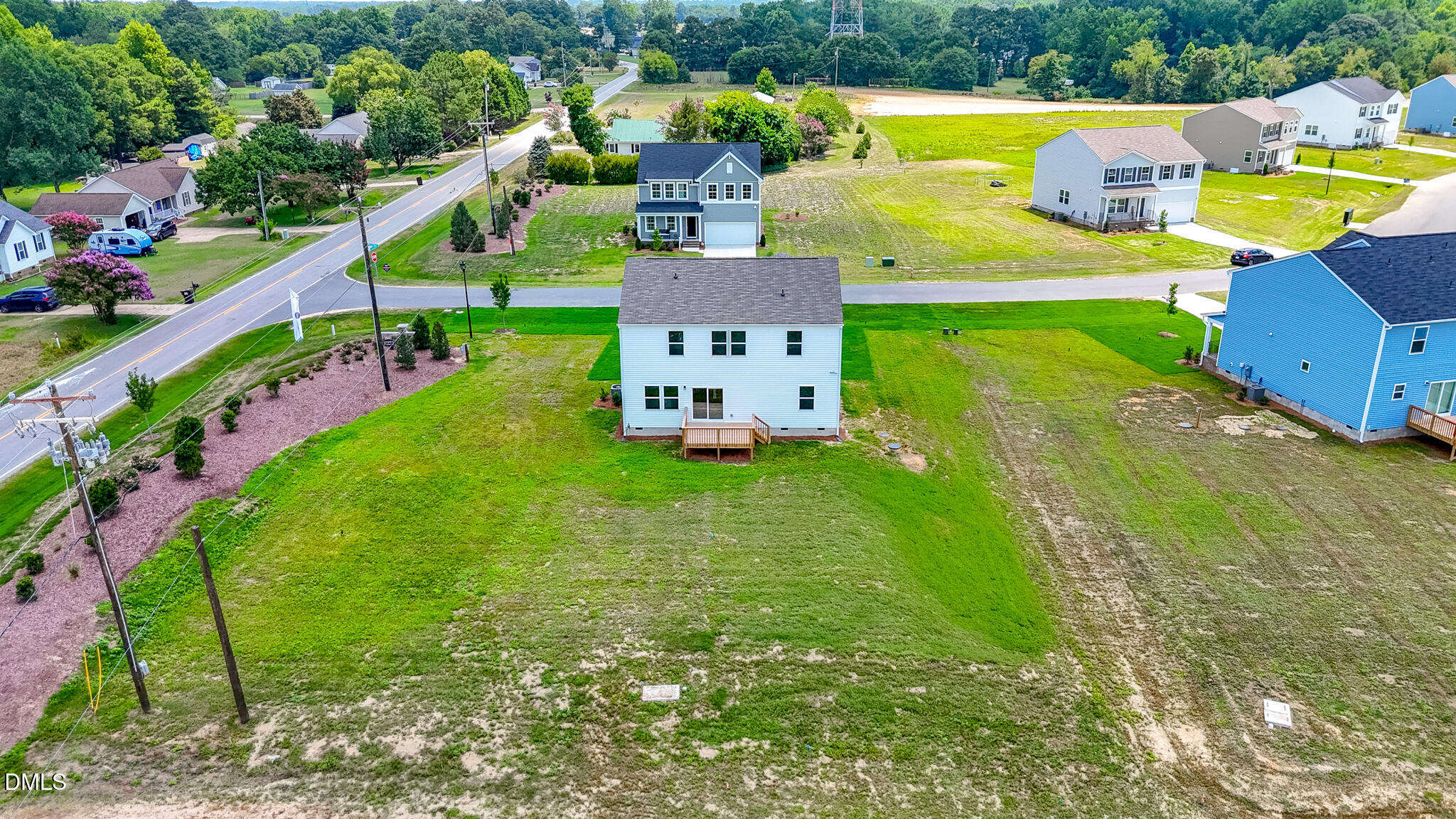 main property photo 31