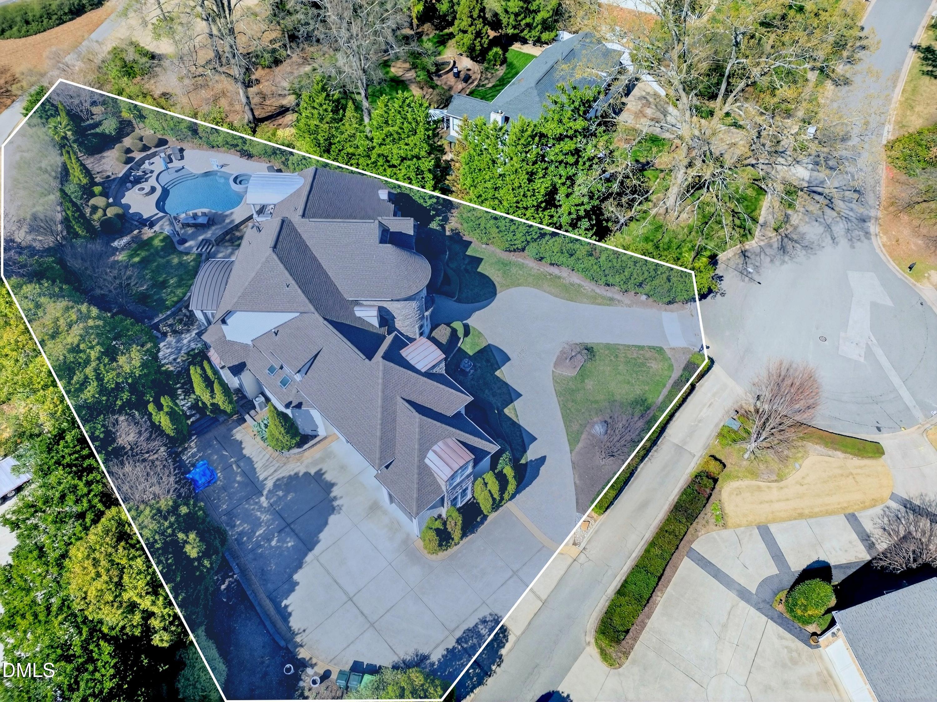 main property photo 57