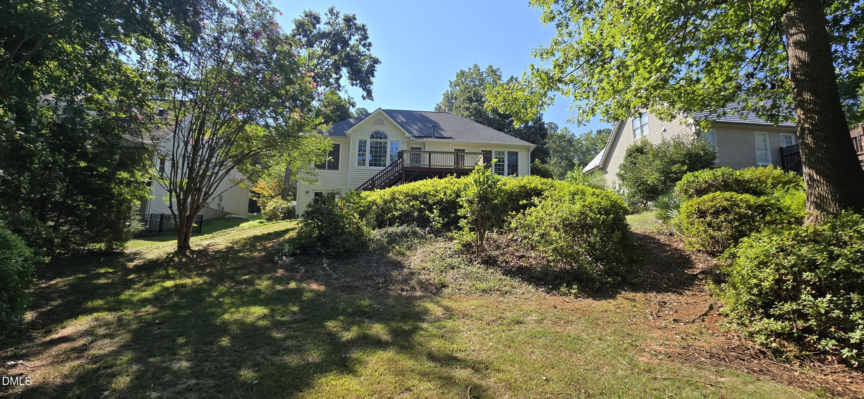 main property photo 90