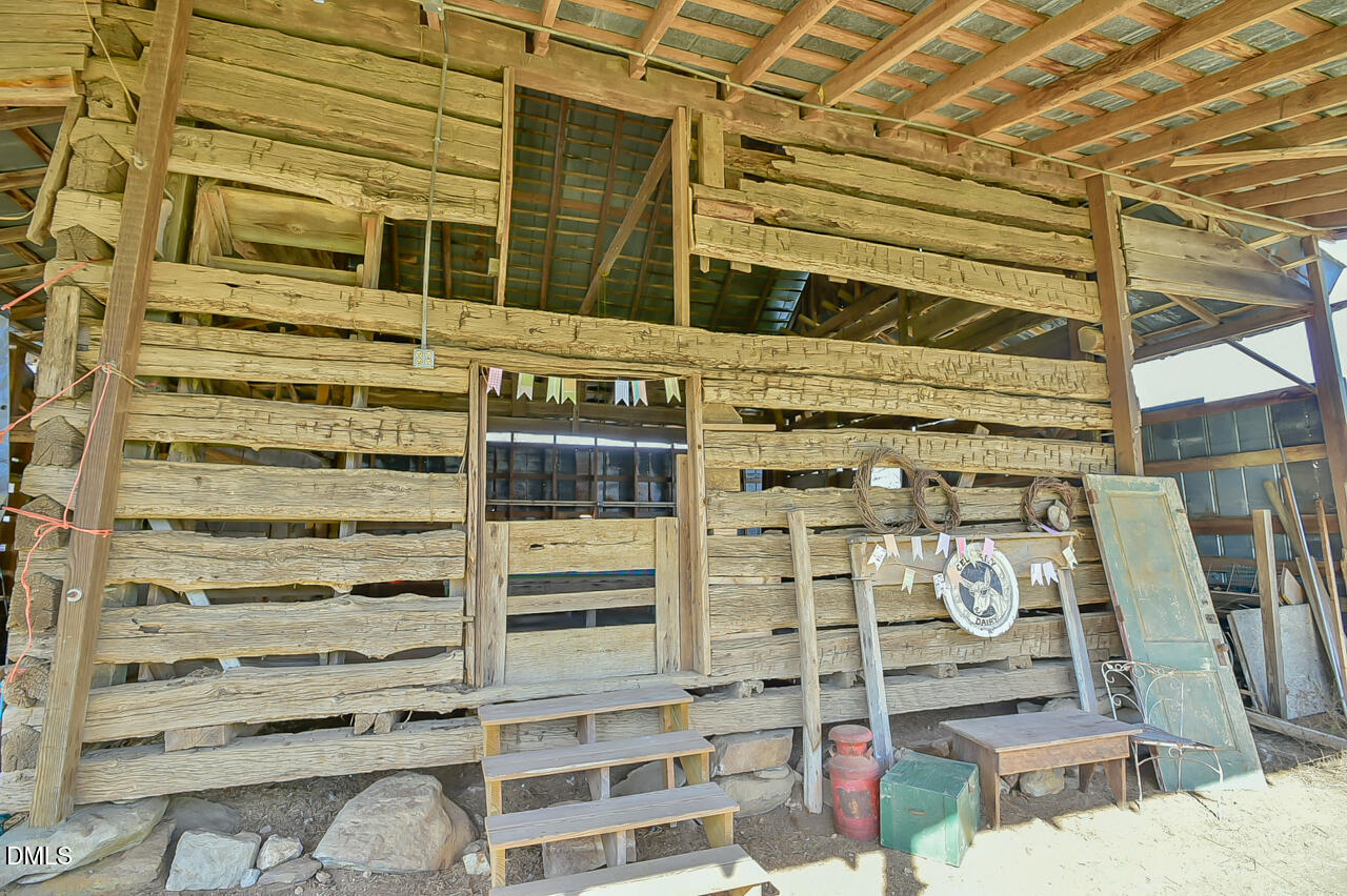 main property photo 66