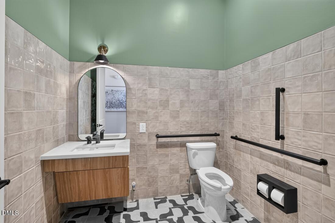 main property photo 53