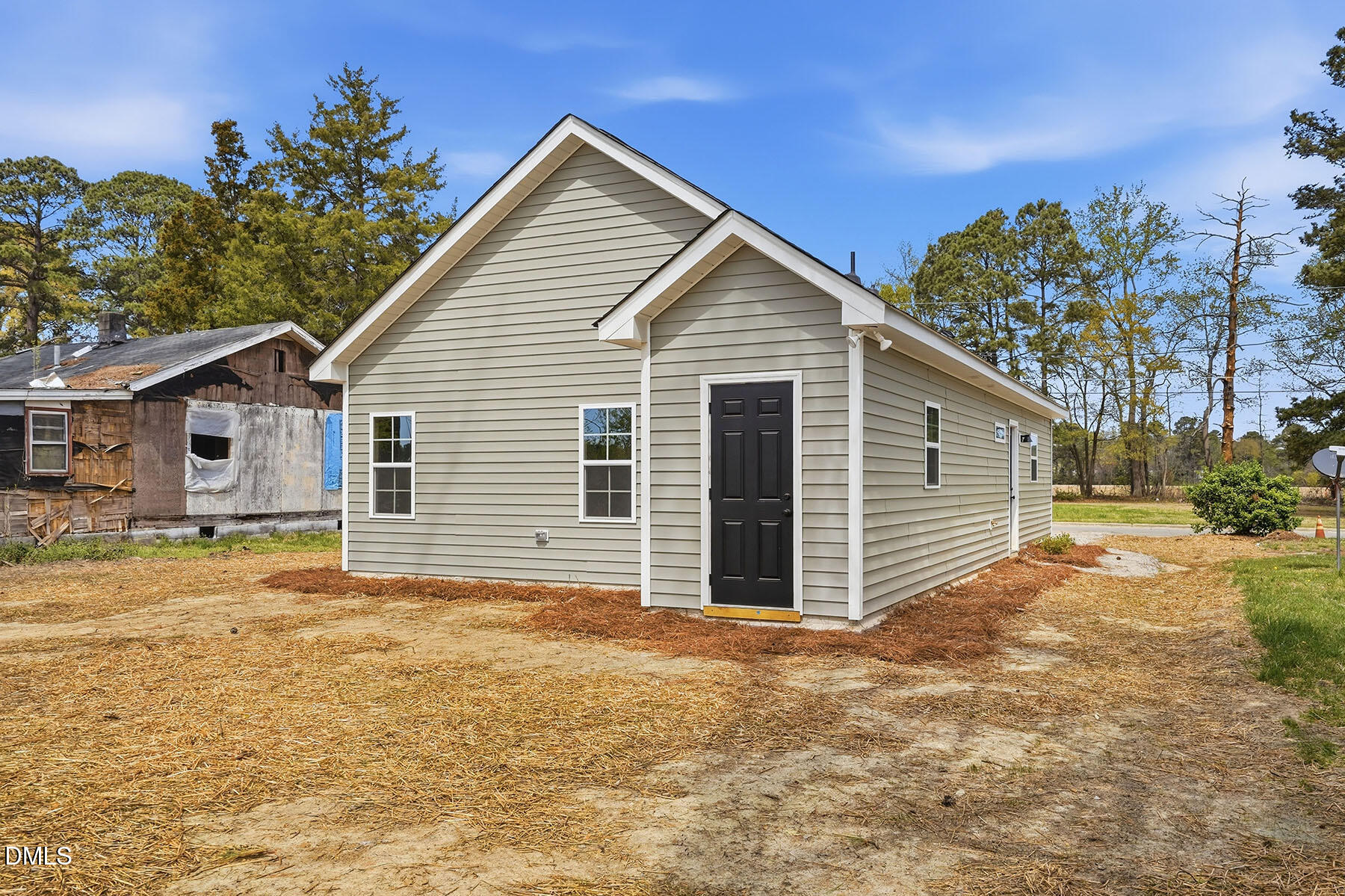 main property photo 24