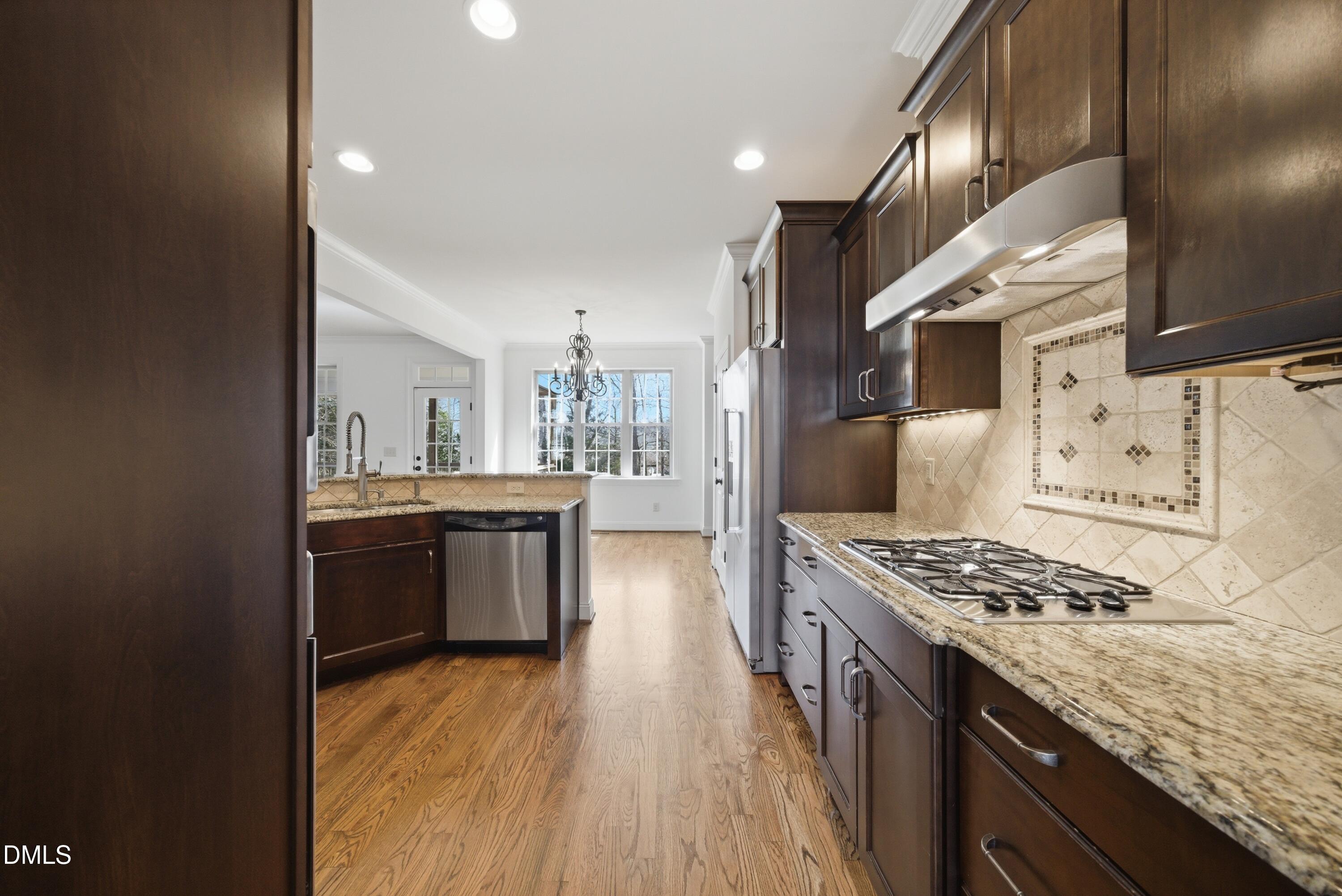 property viewer photo 11