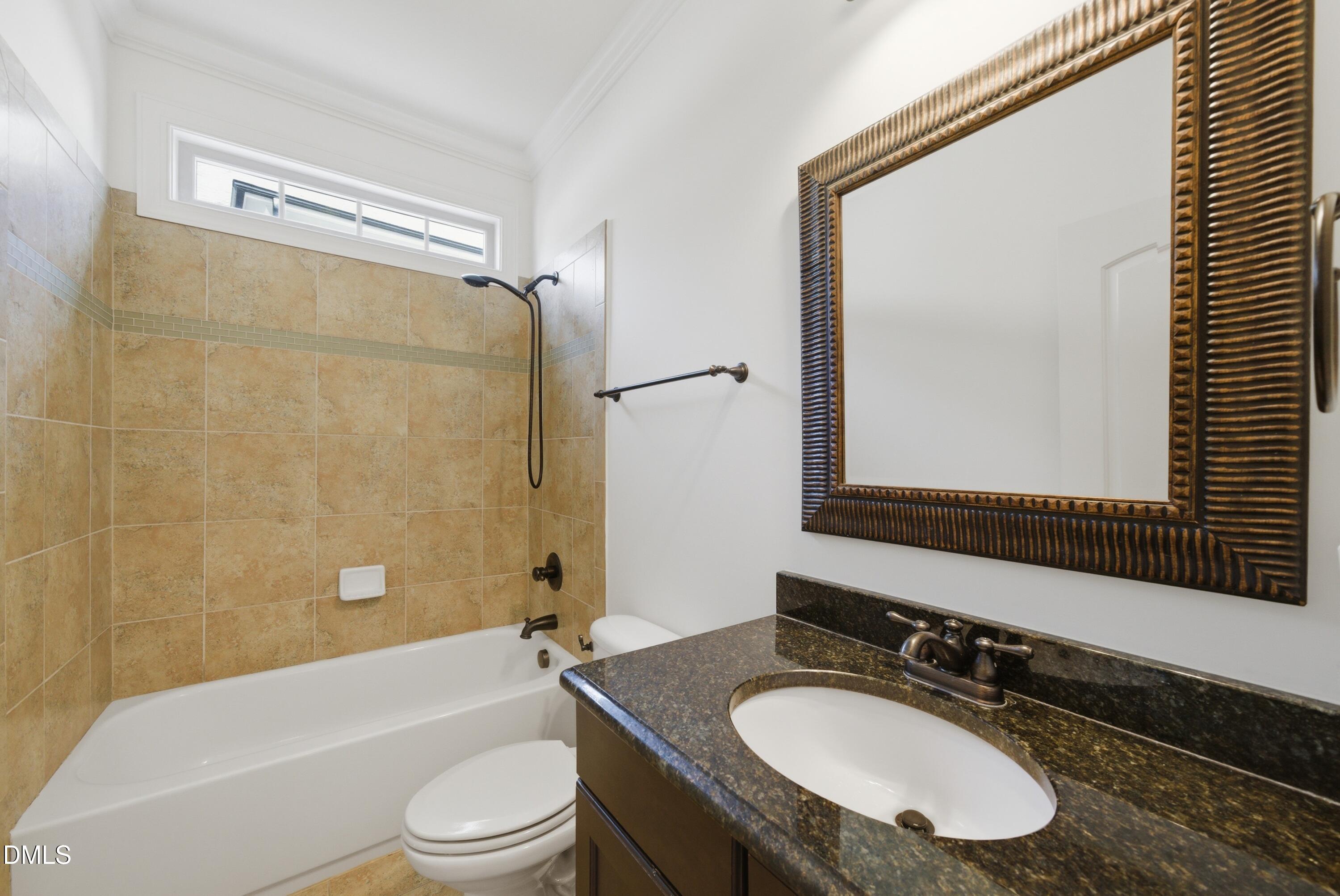property viewer photo 25