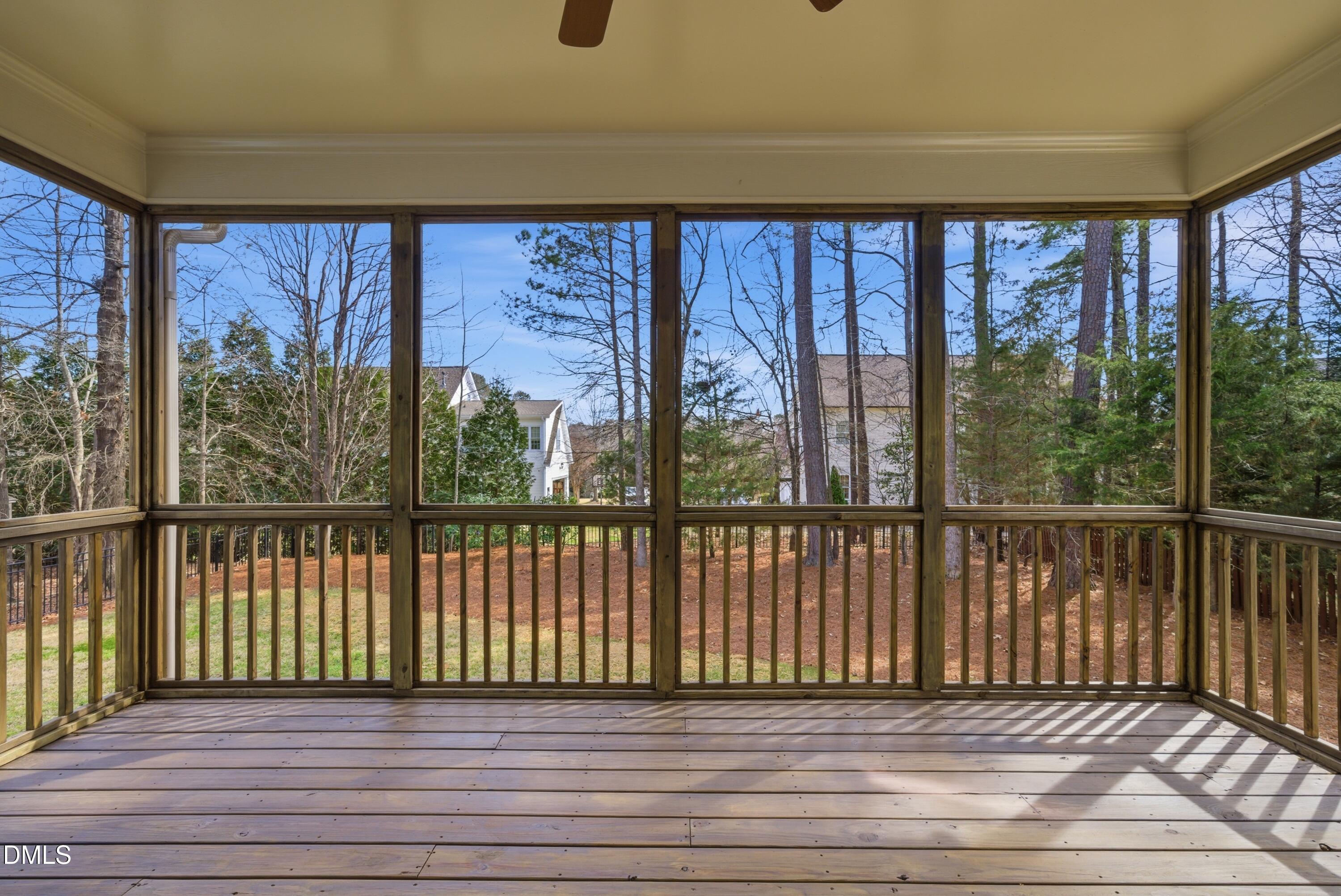 property viewer photo 31