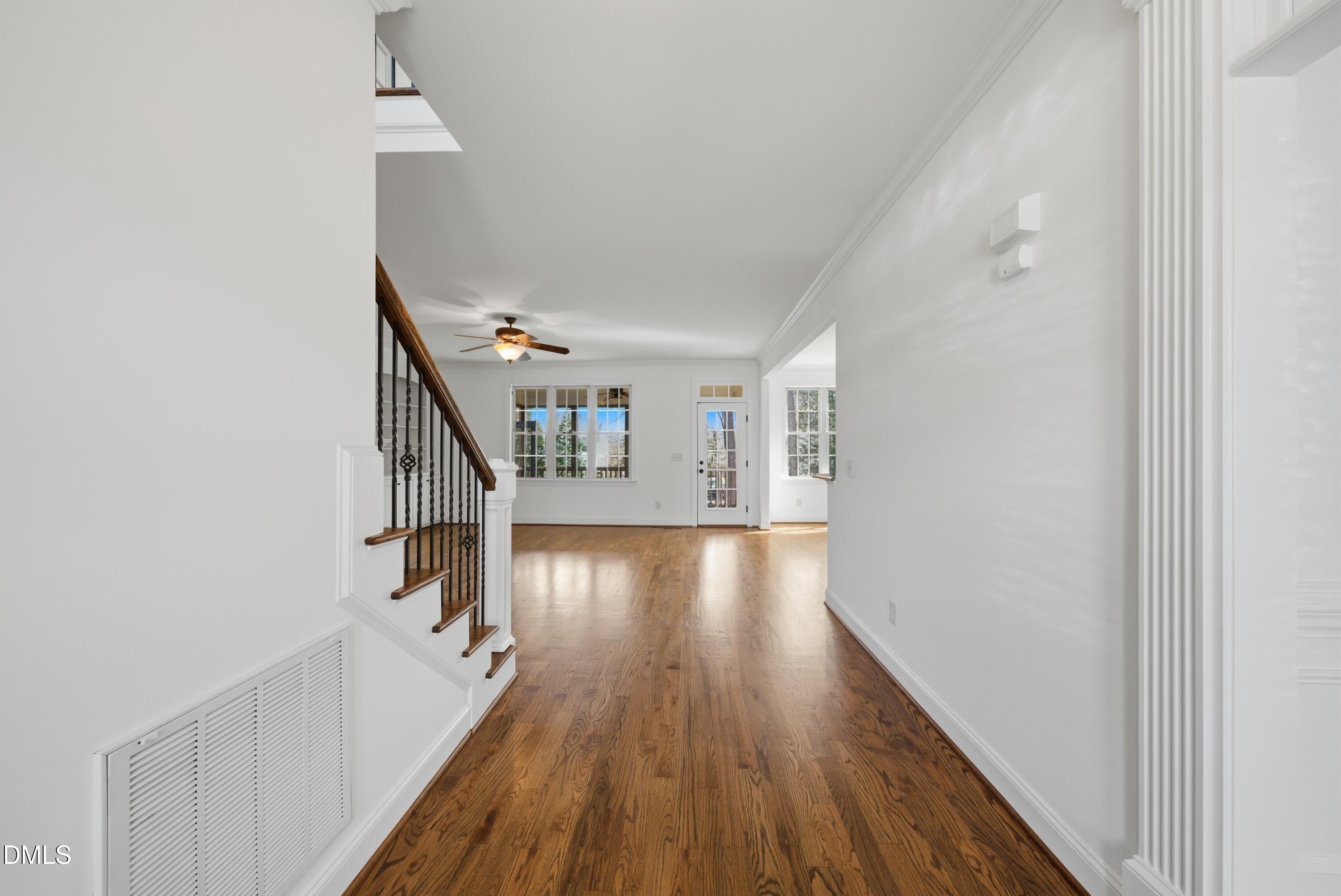 property viewer photo 4