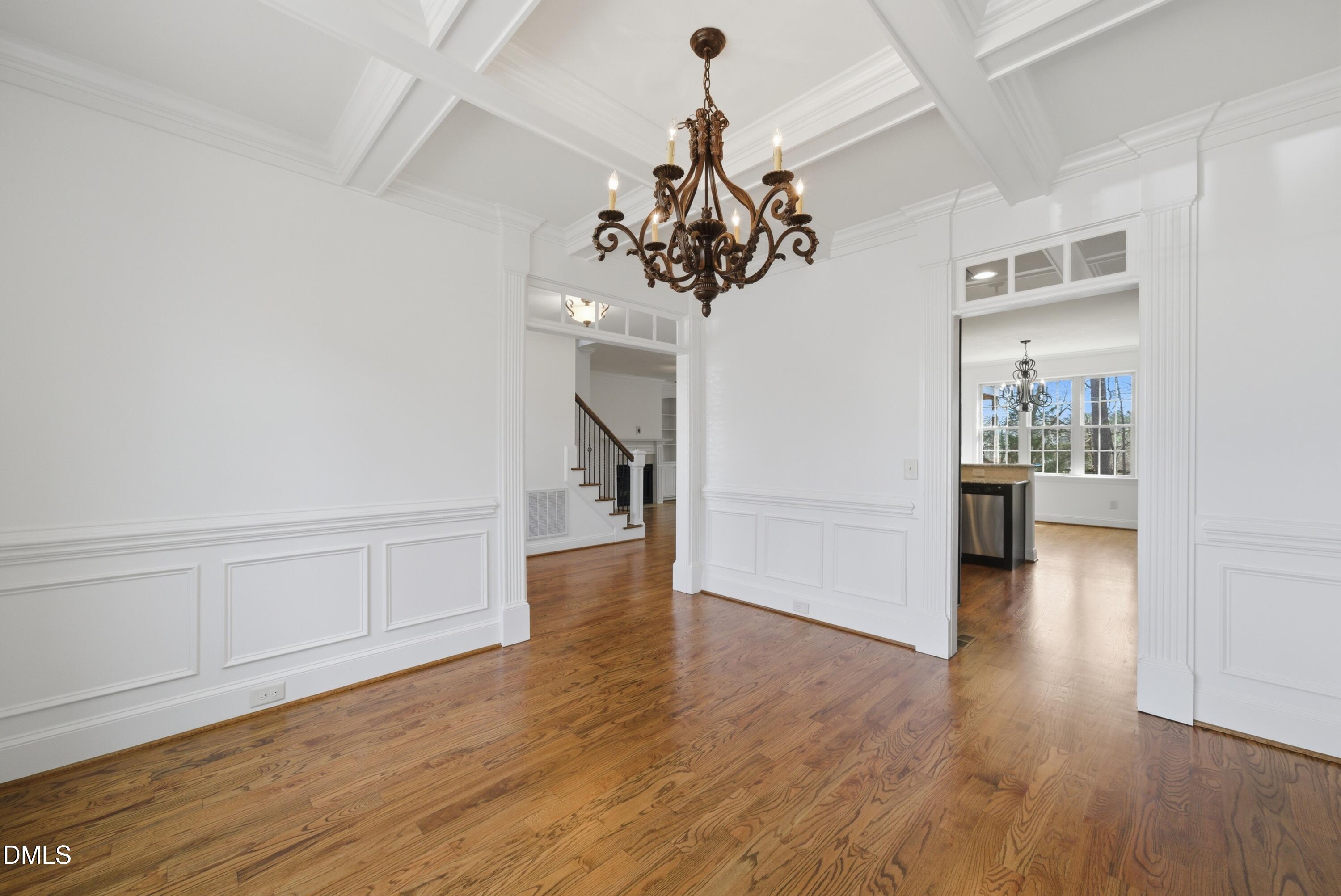 property viewer photo 5