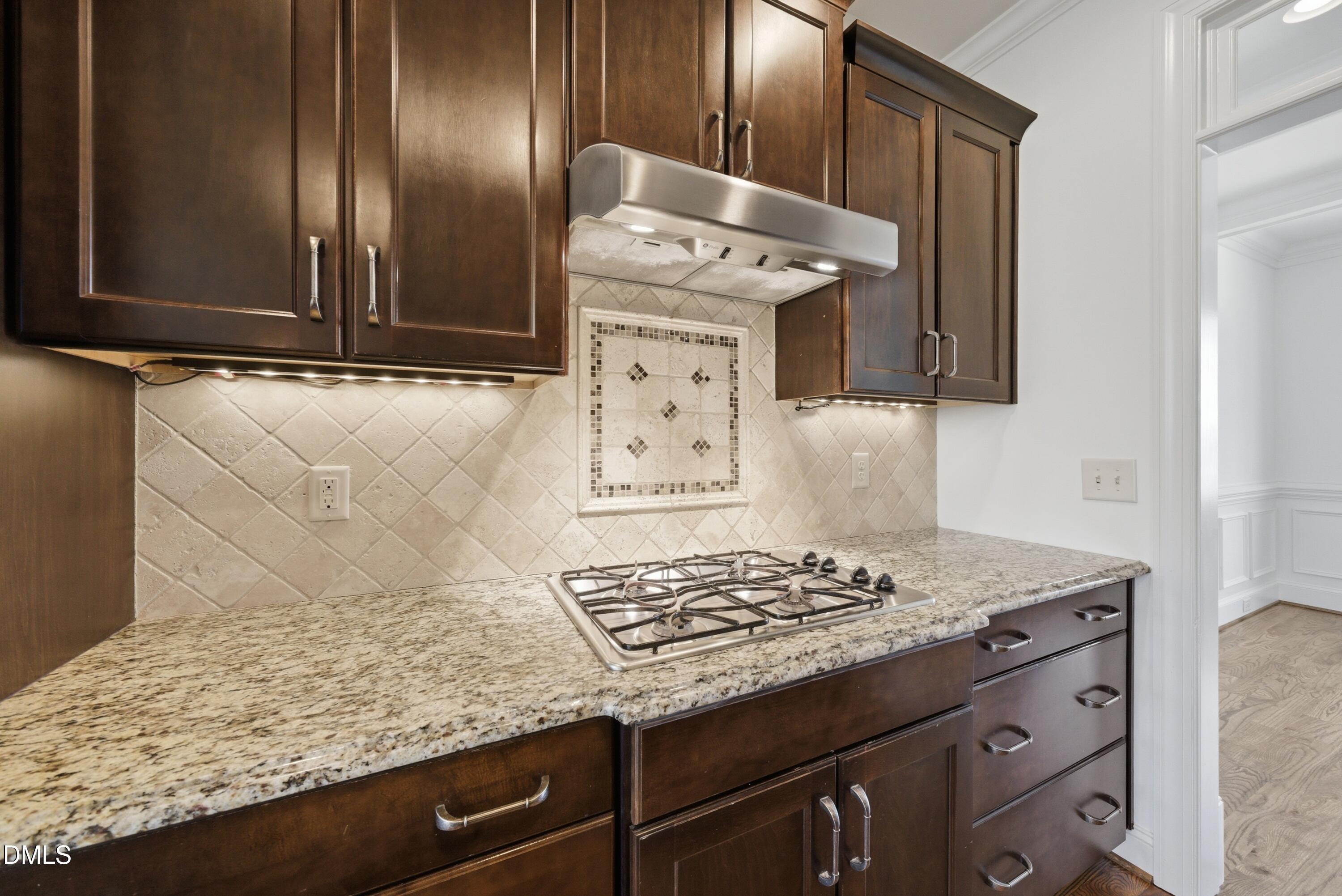 property viewer photo 9