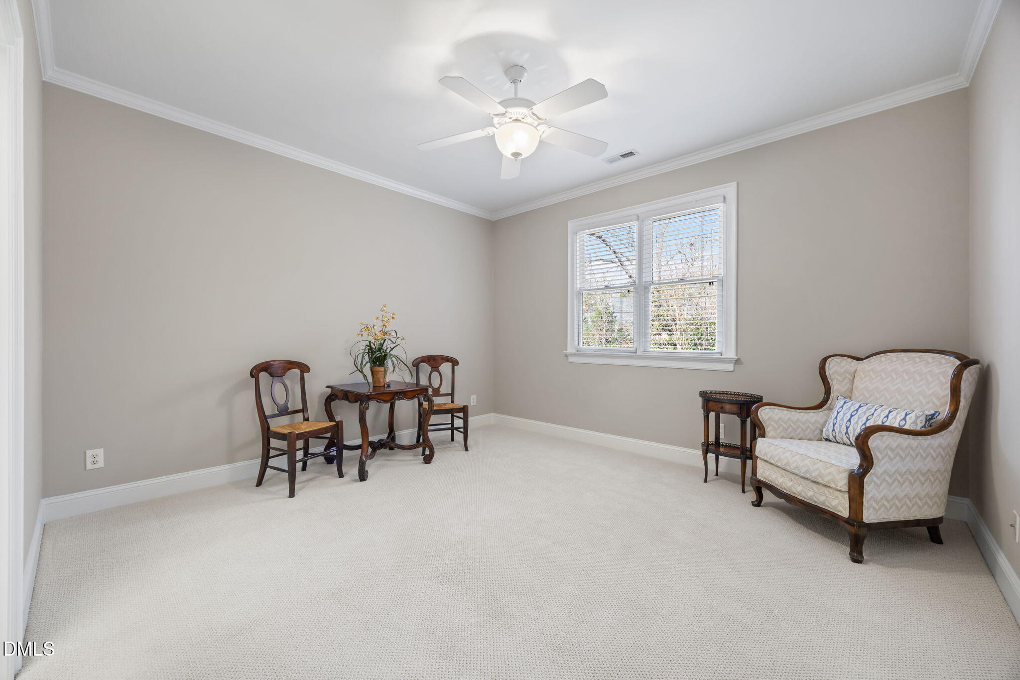 property viewer photo 31