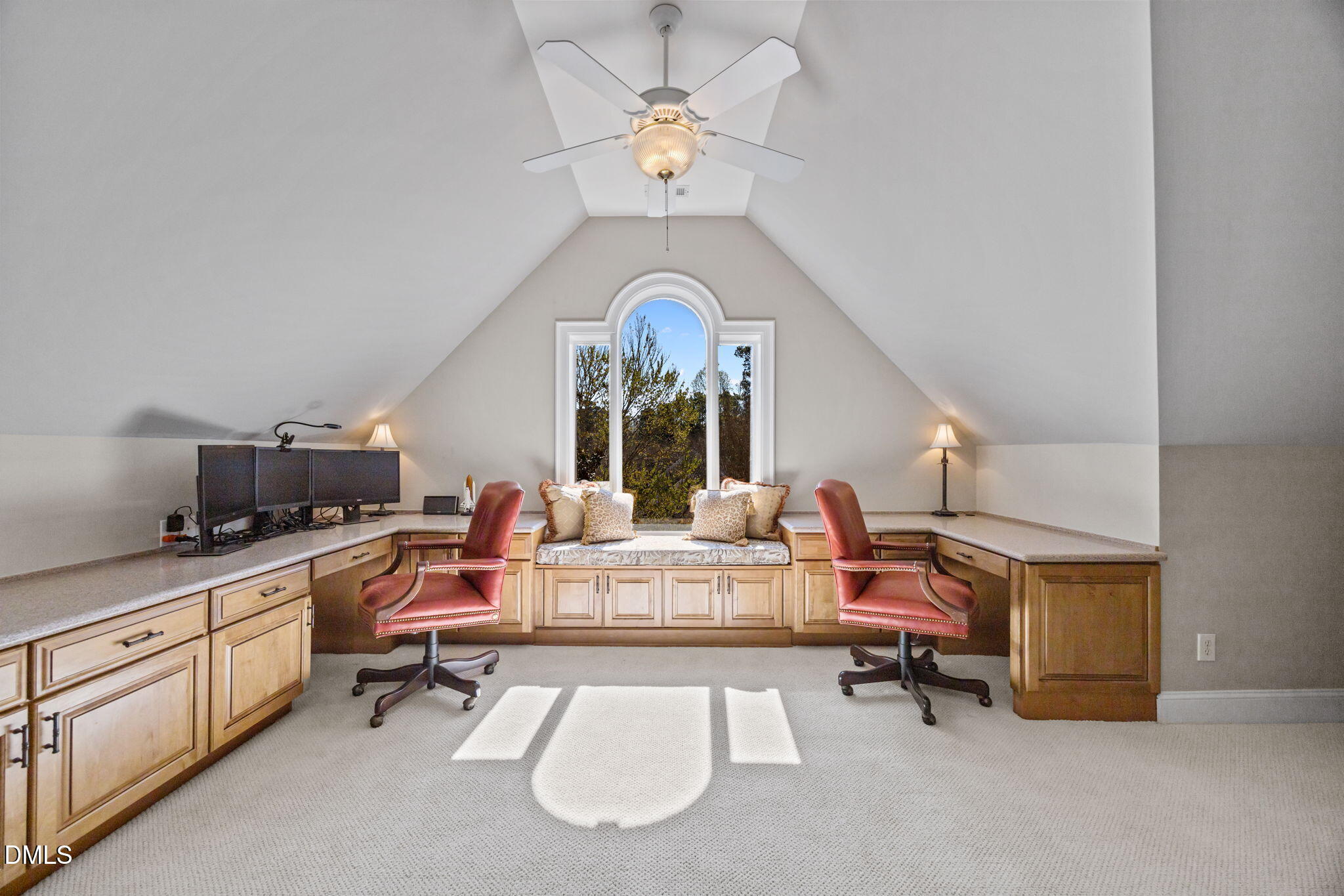 property viewer photo 36