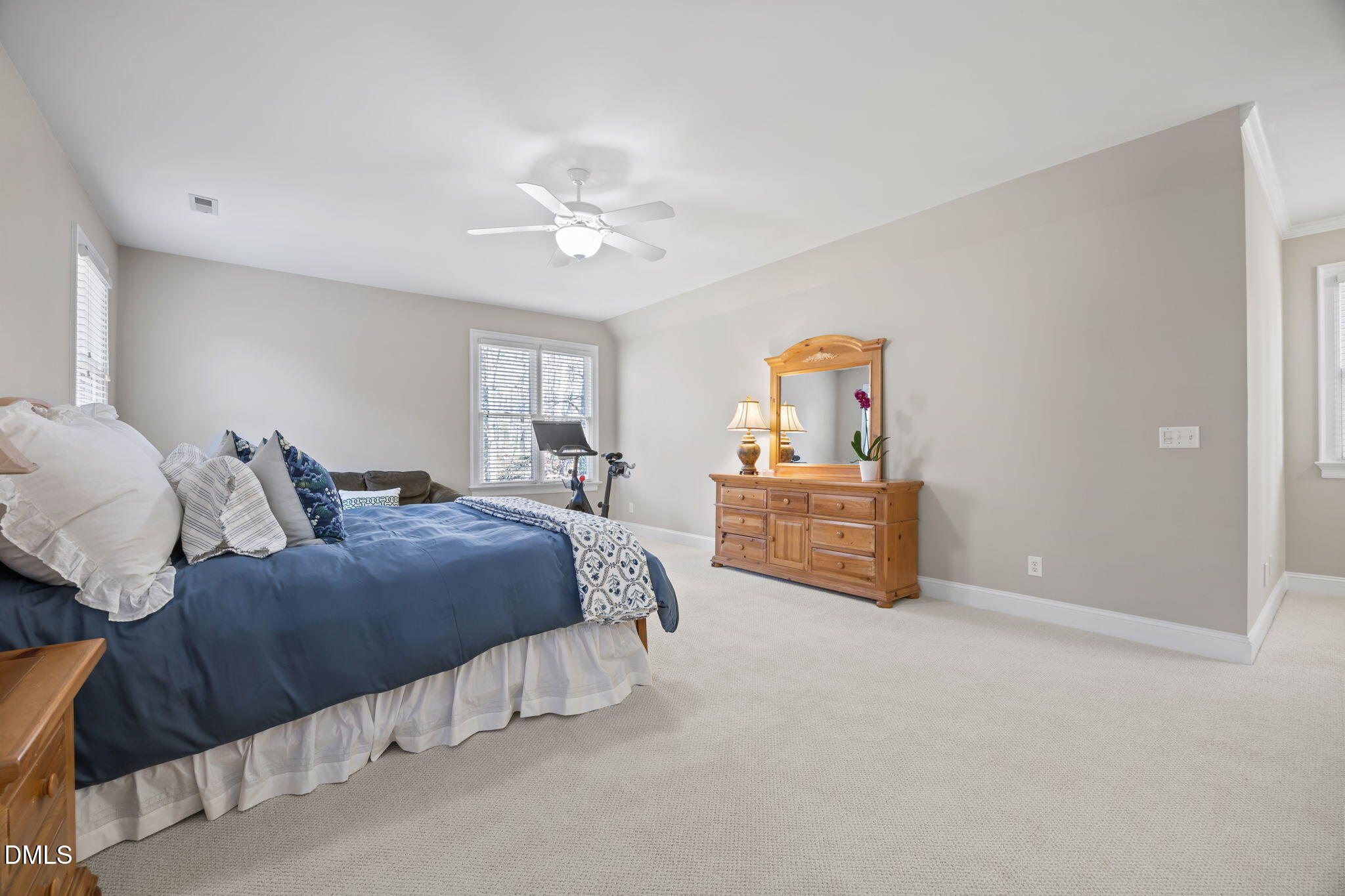 property viewer photo 39