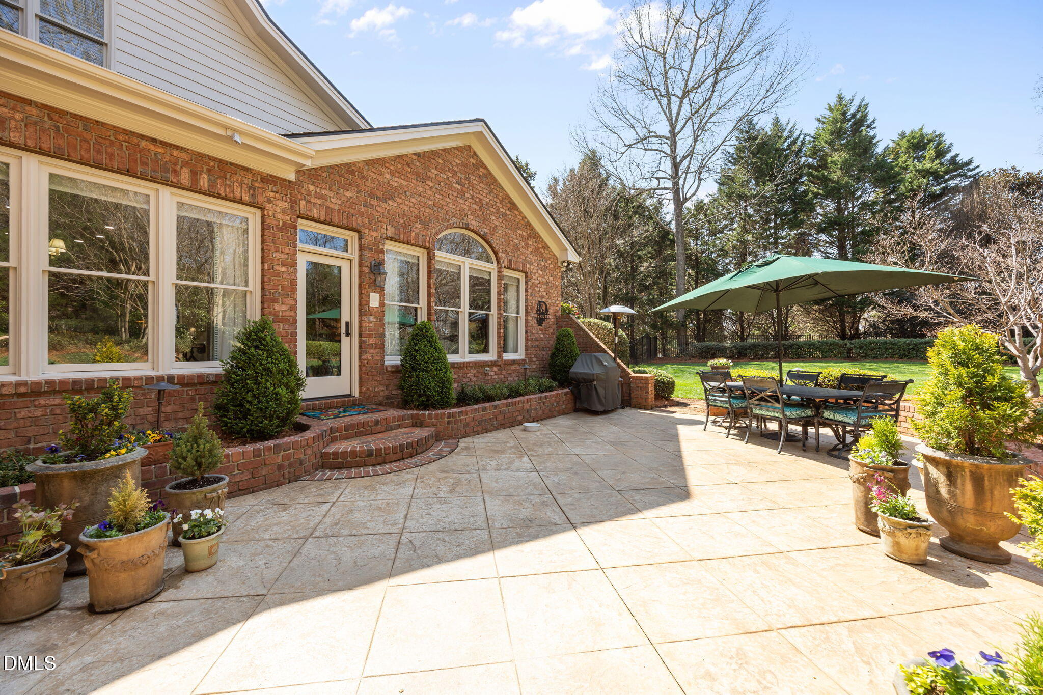 property viewer photo 42