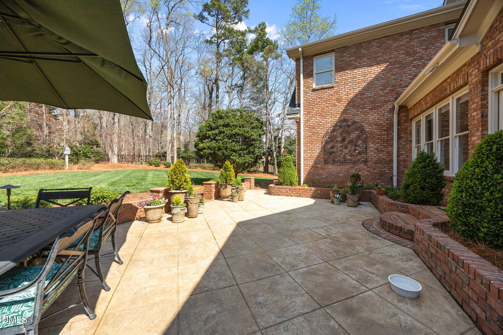 property viewer photo 43