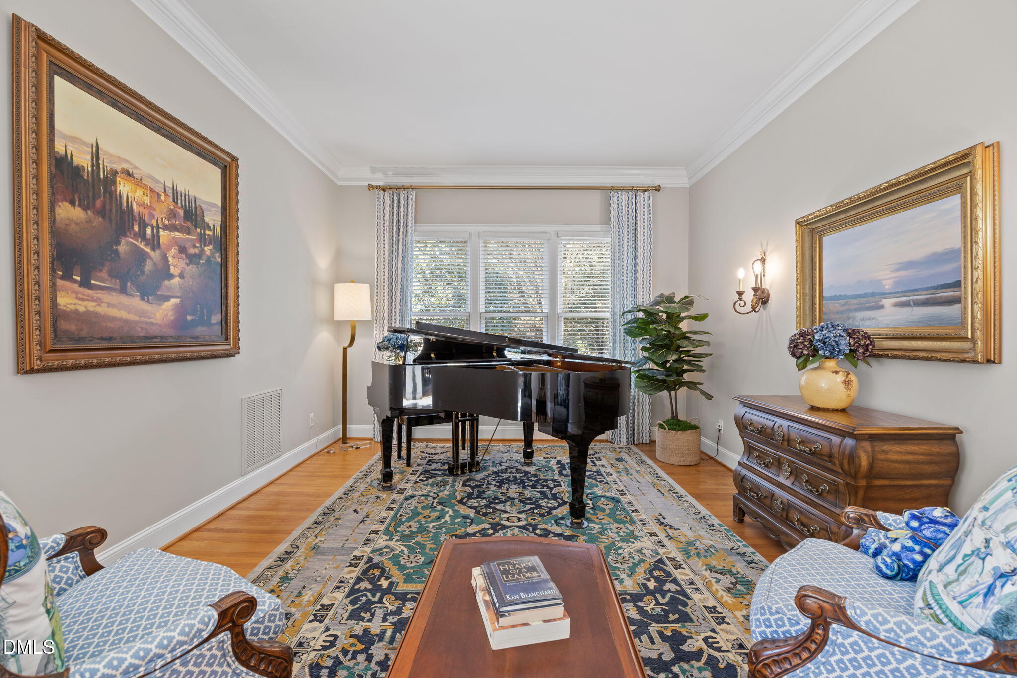 property viewer photo 5