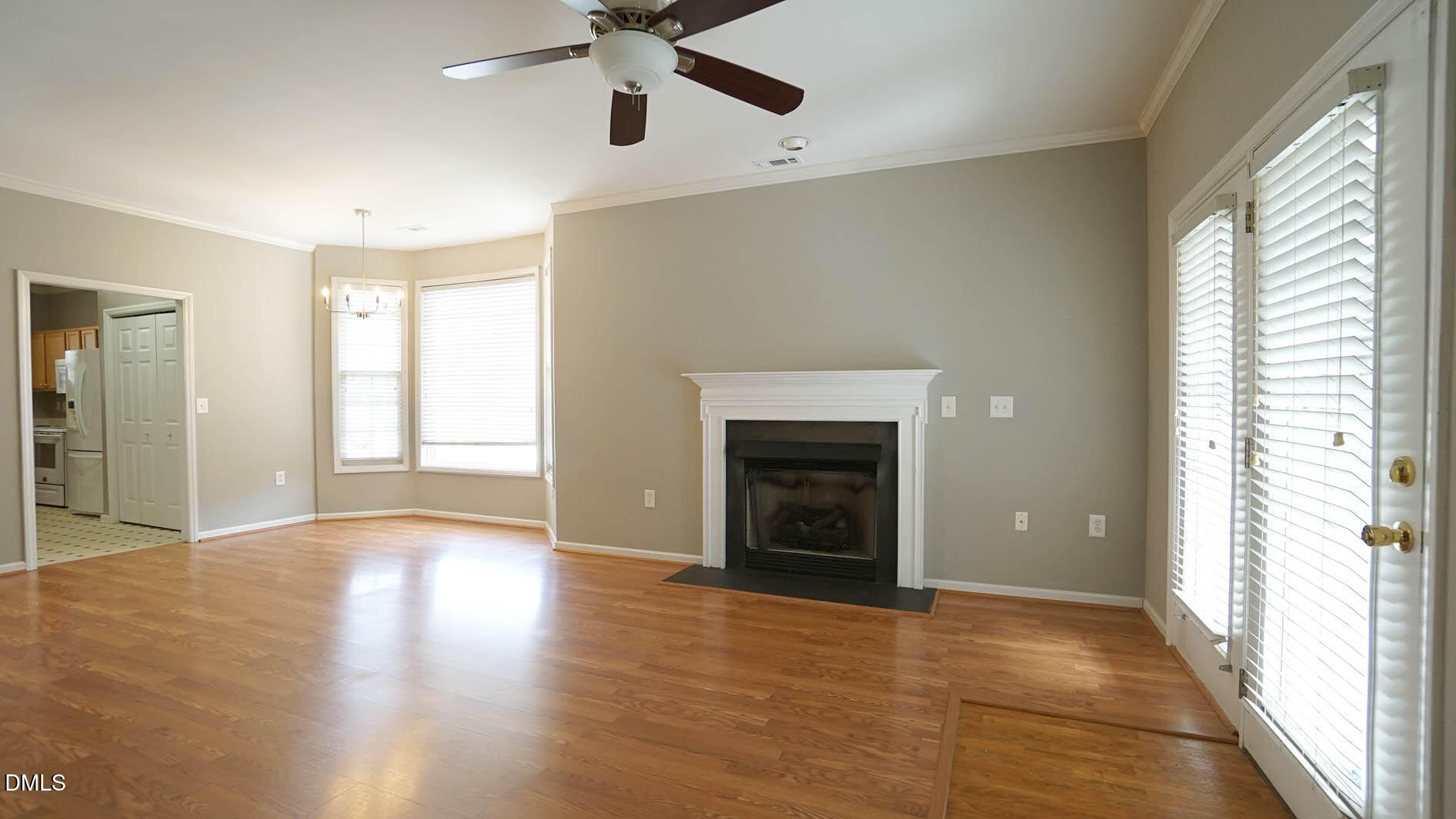 property viewer photo 14
