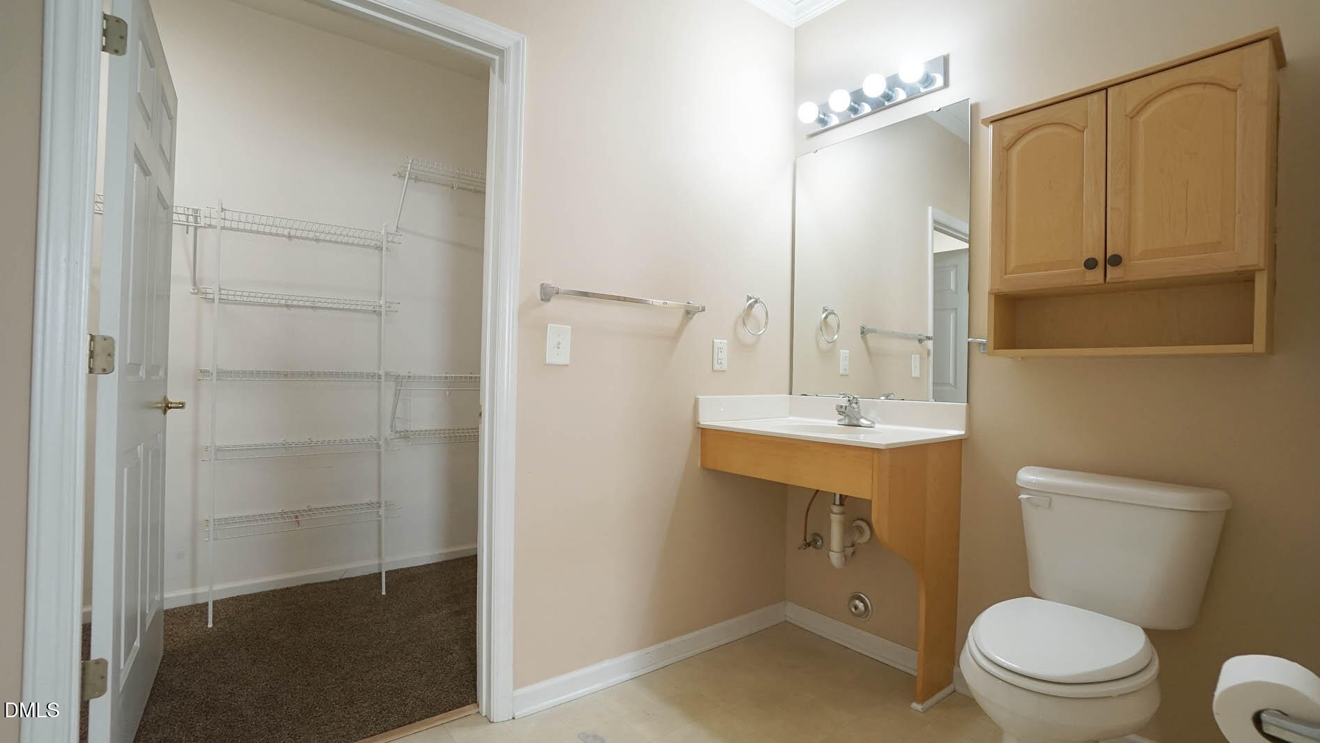 property viewer photo 23