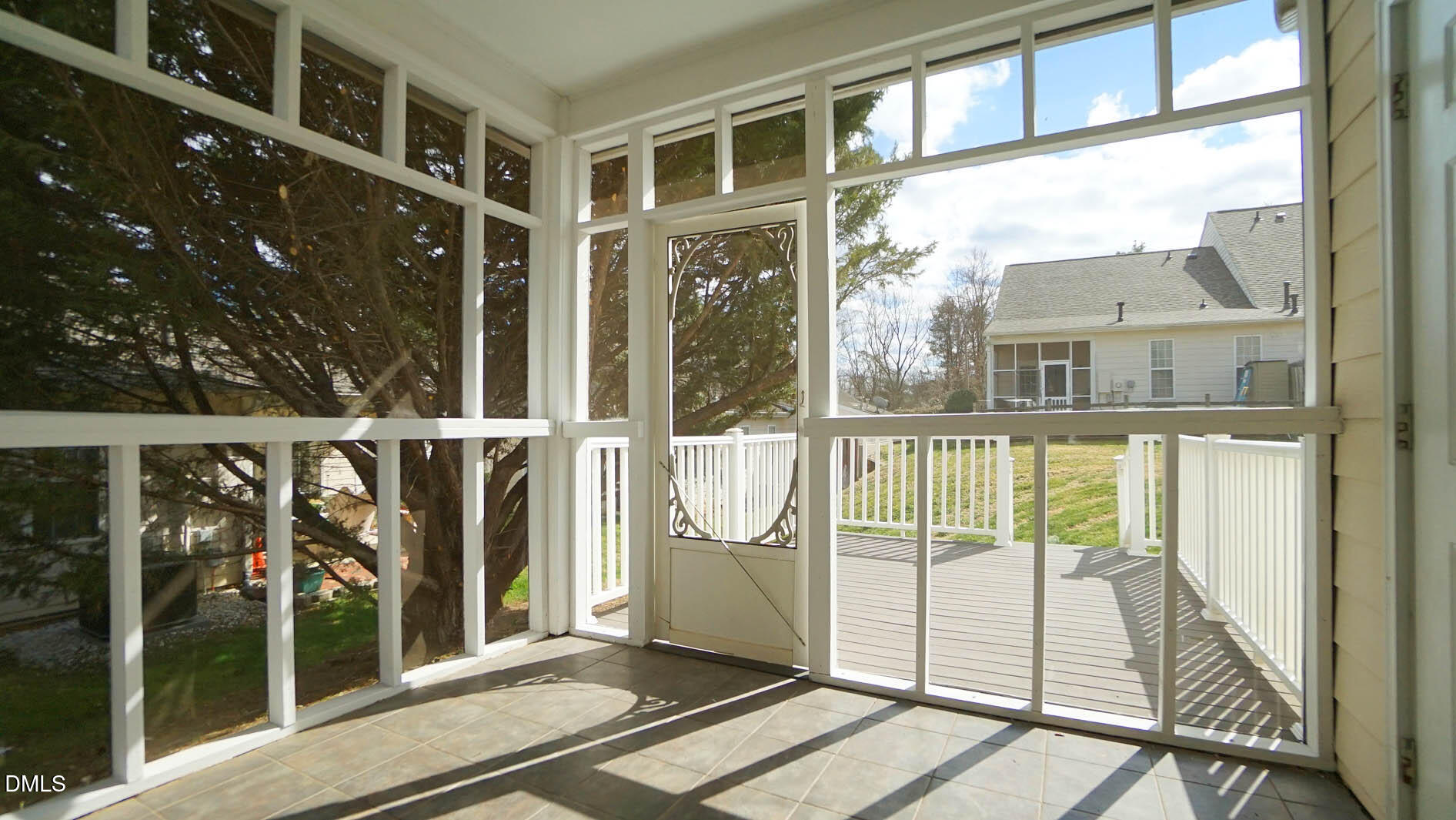 property viewer photo 27