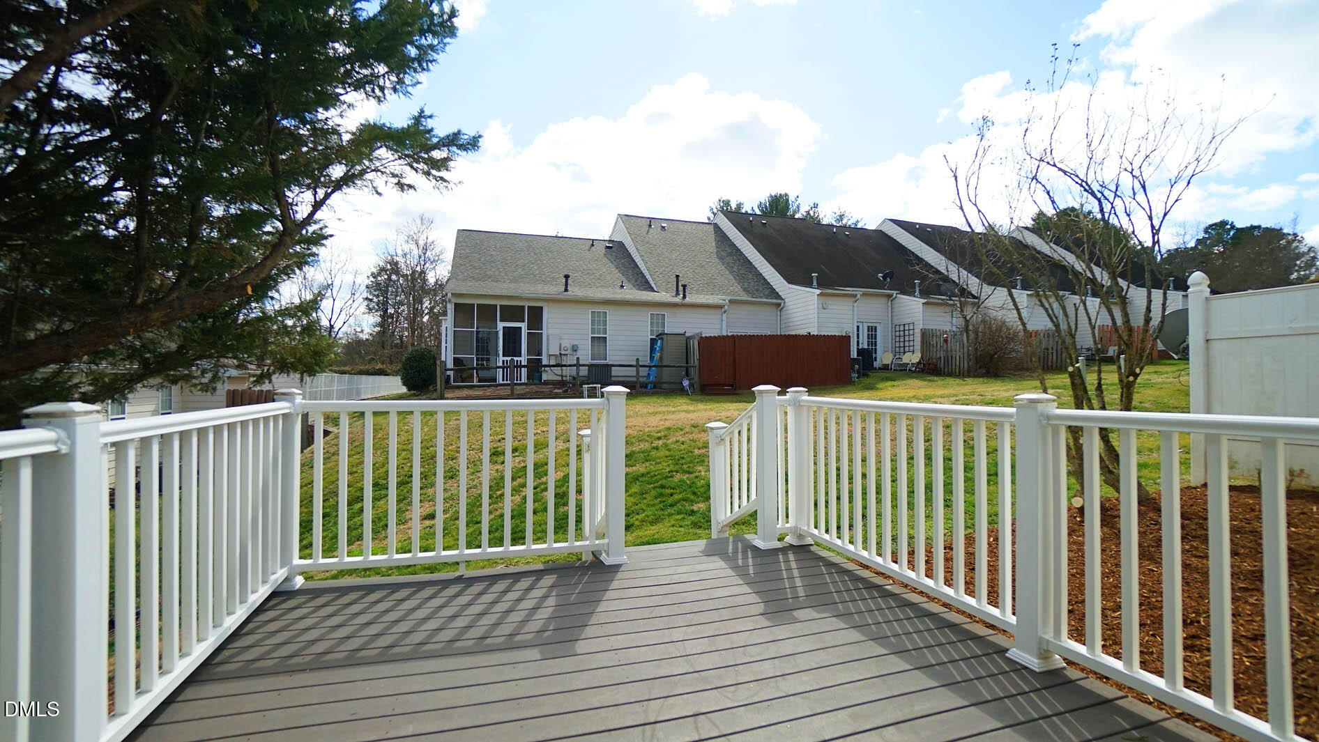 property viewer photo 29