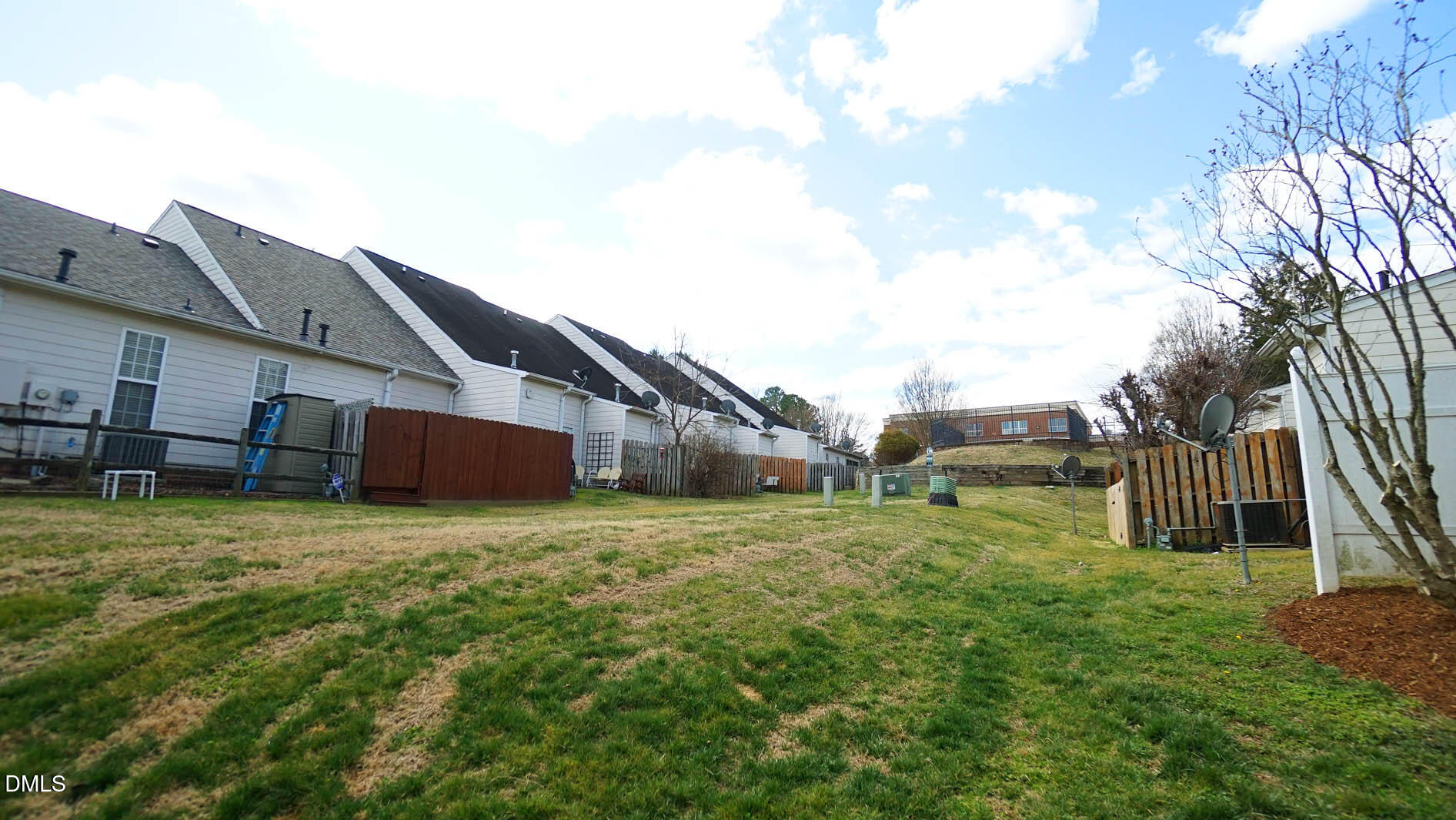 property viewer photo 31
