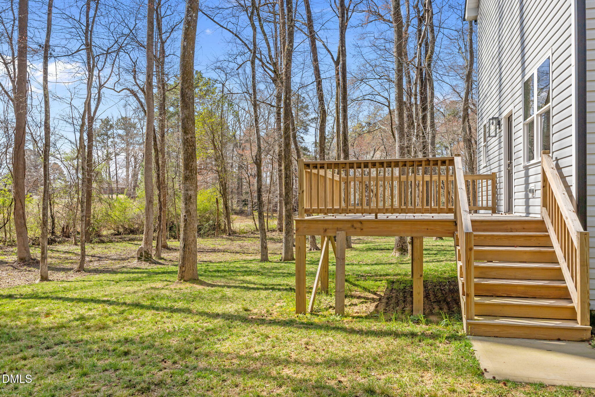 main property photo 34