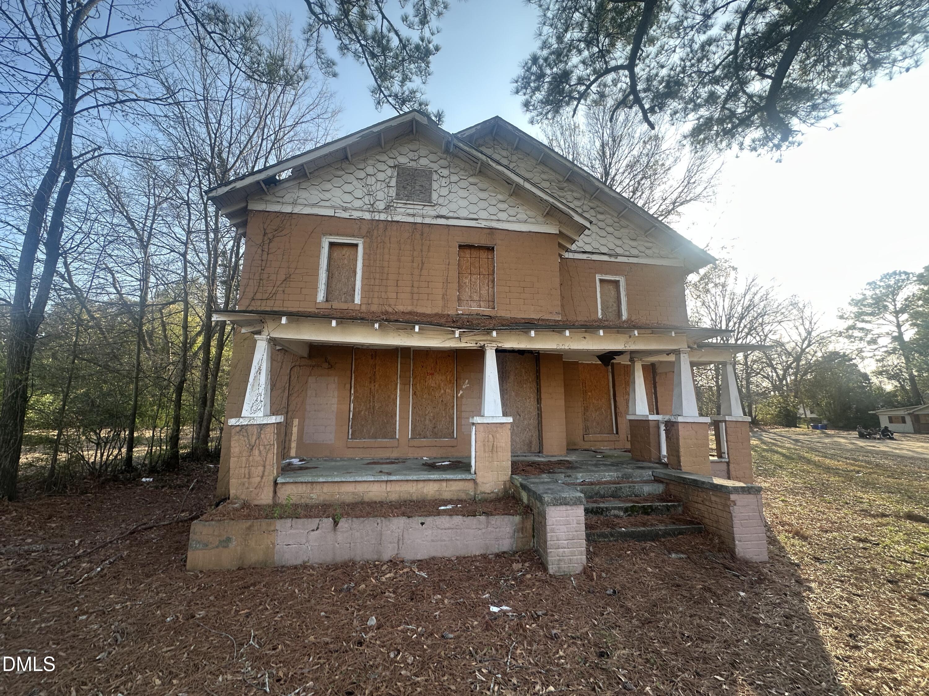 main property photo 4