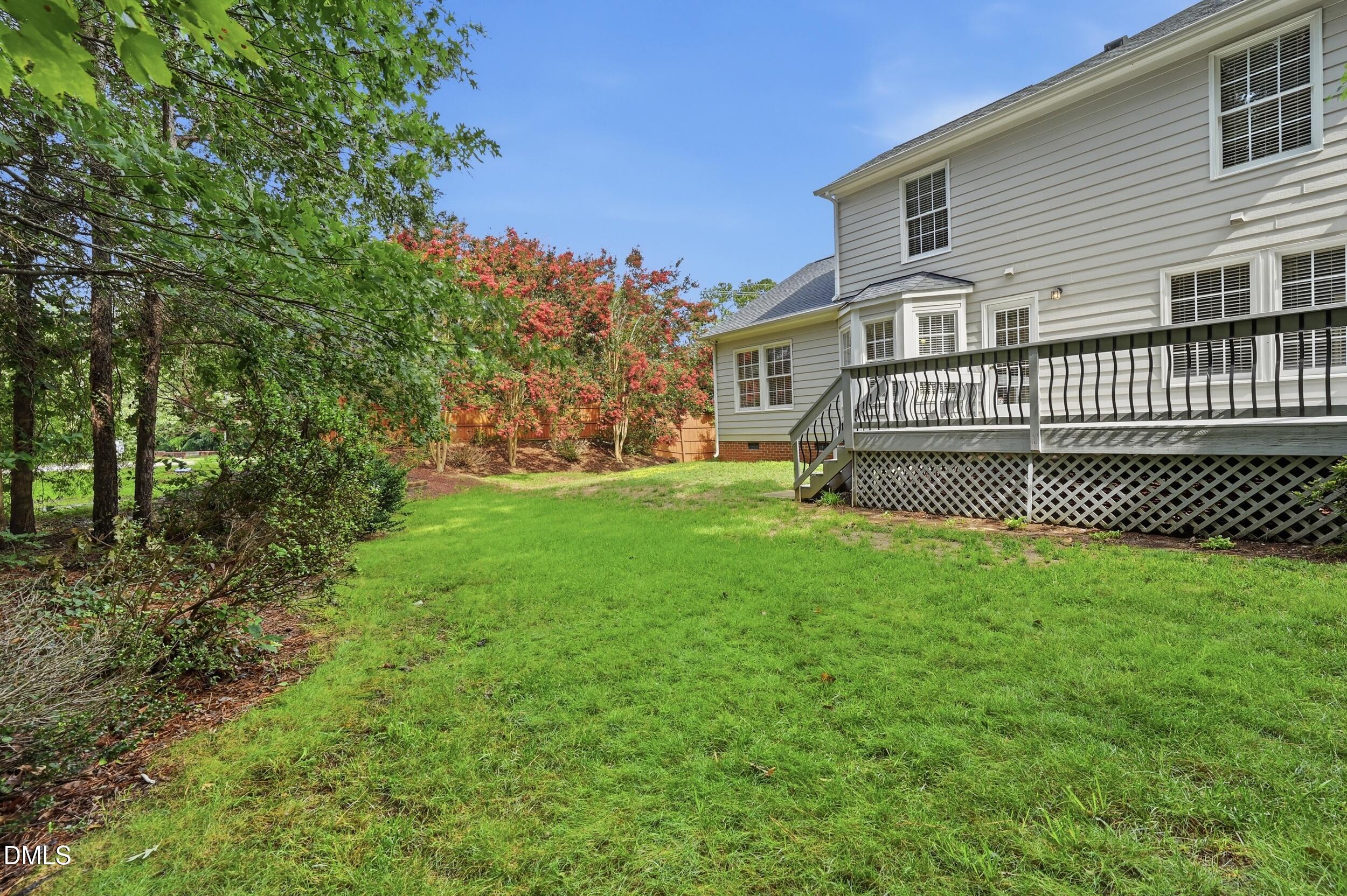 main property photo 30