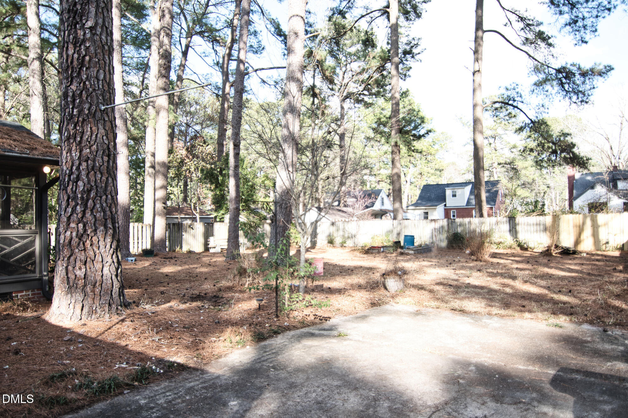 main property photo 15