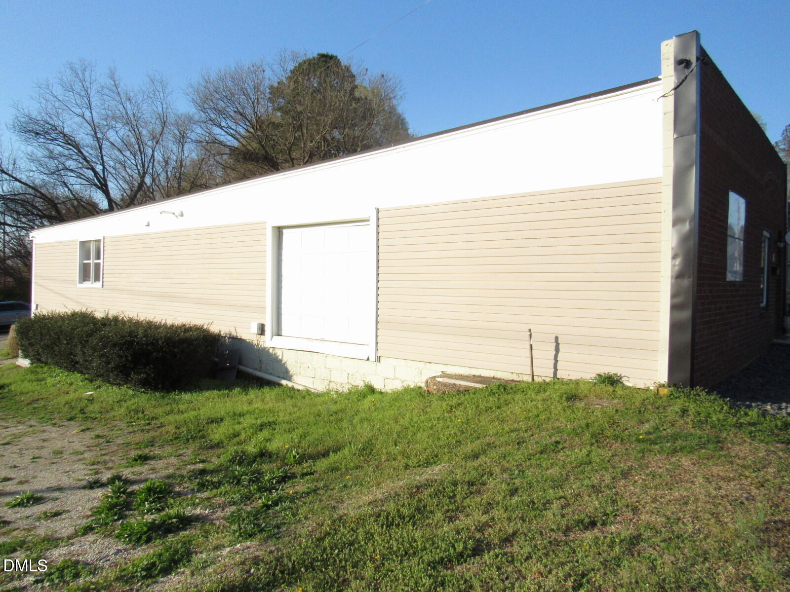 main property photo 24