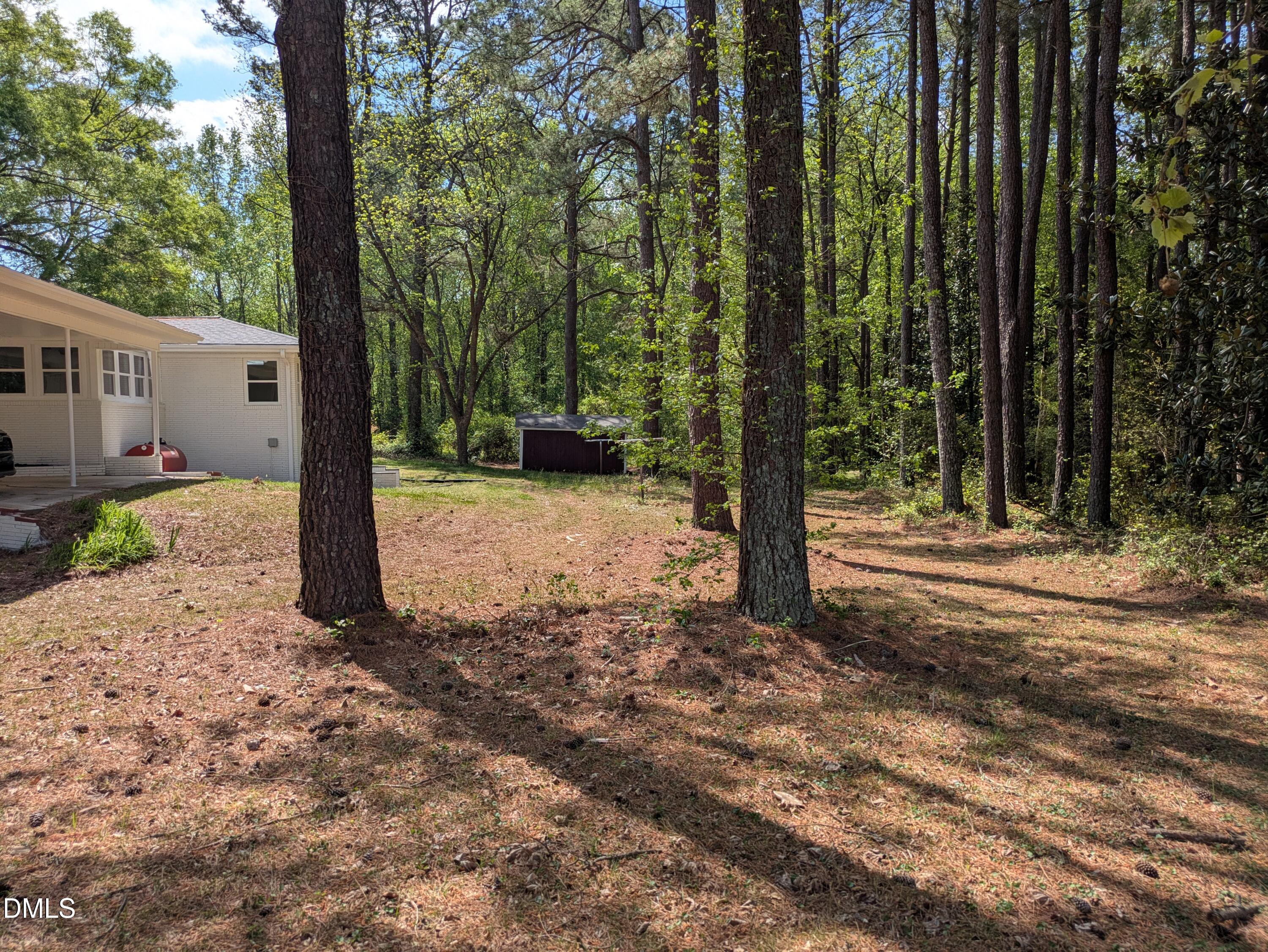 main property photo 33