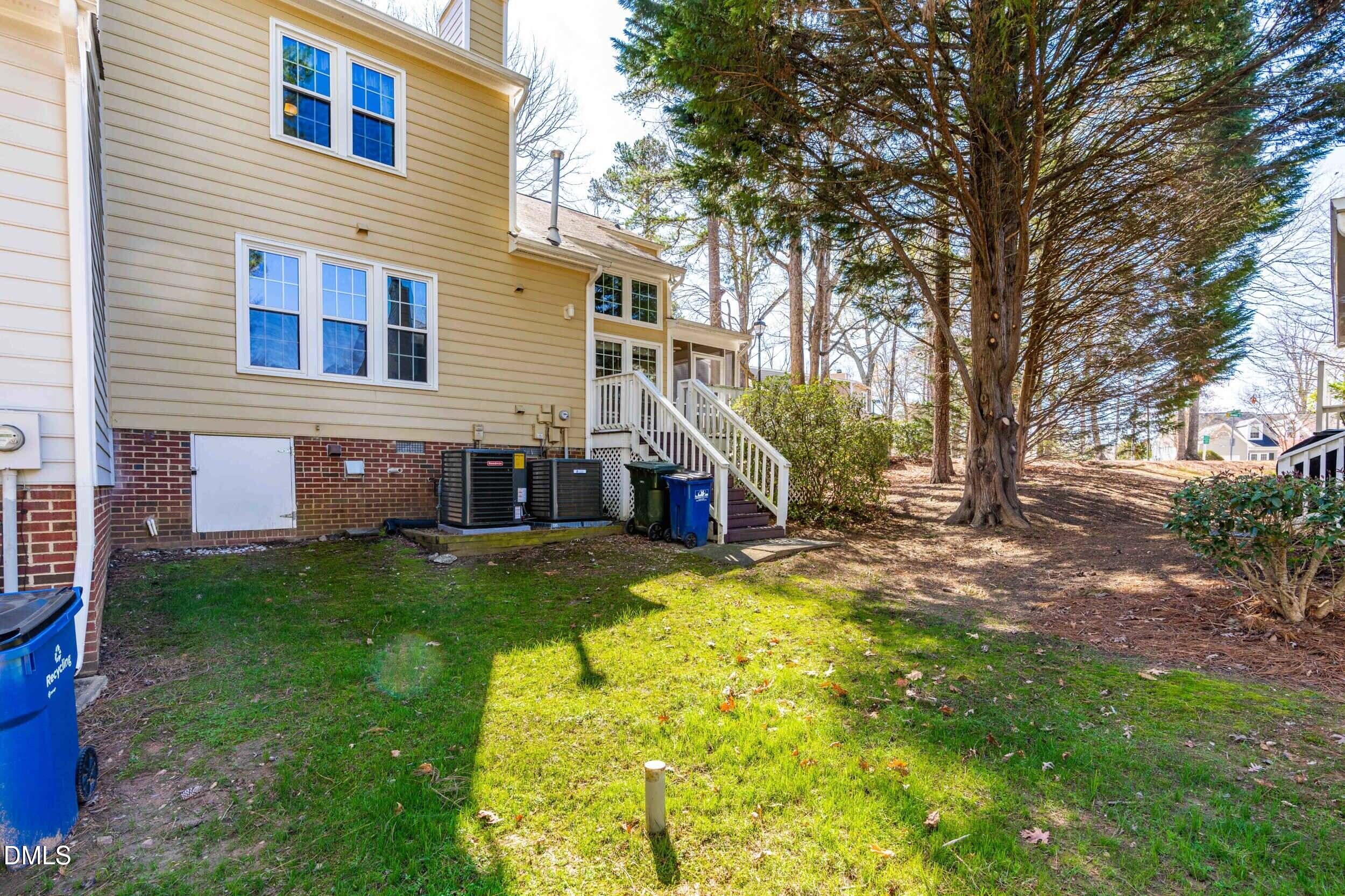 main property photo 44