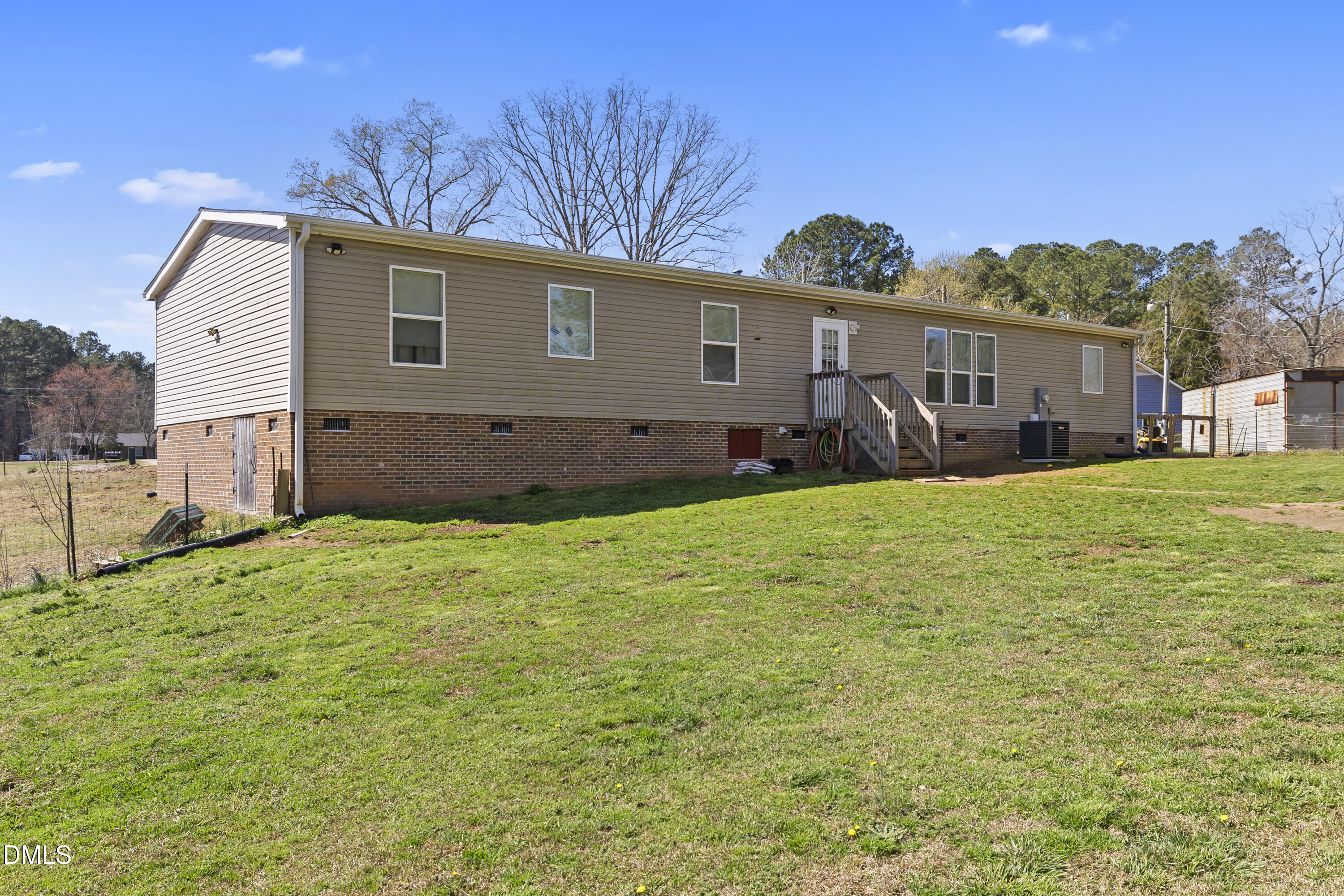 property viewer photo 13