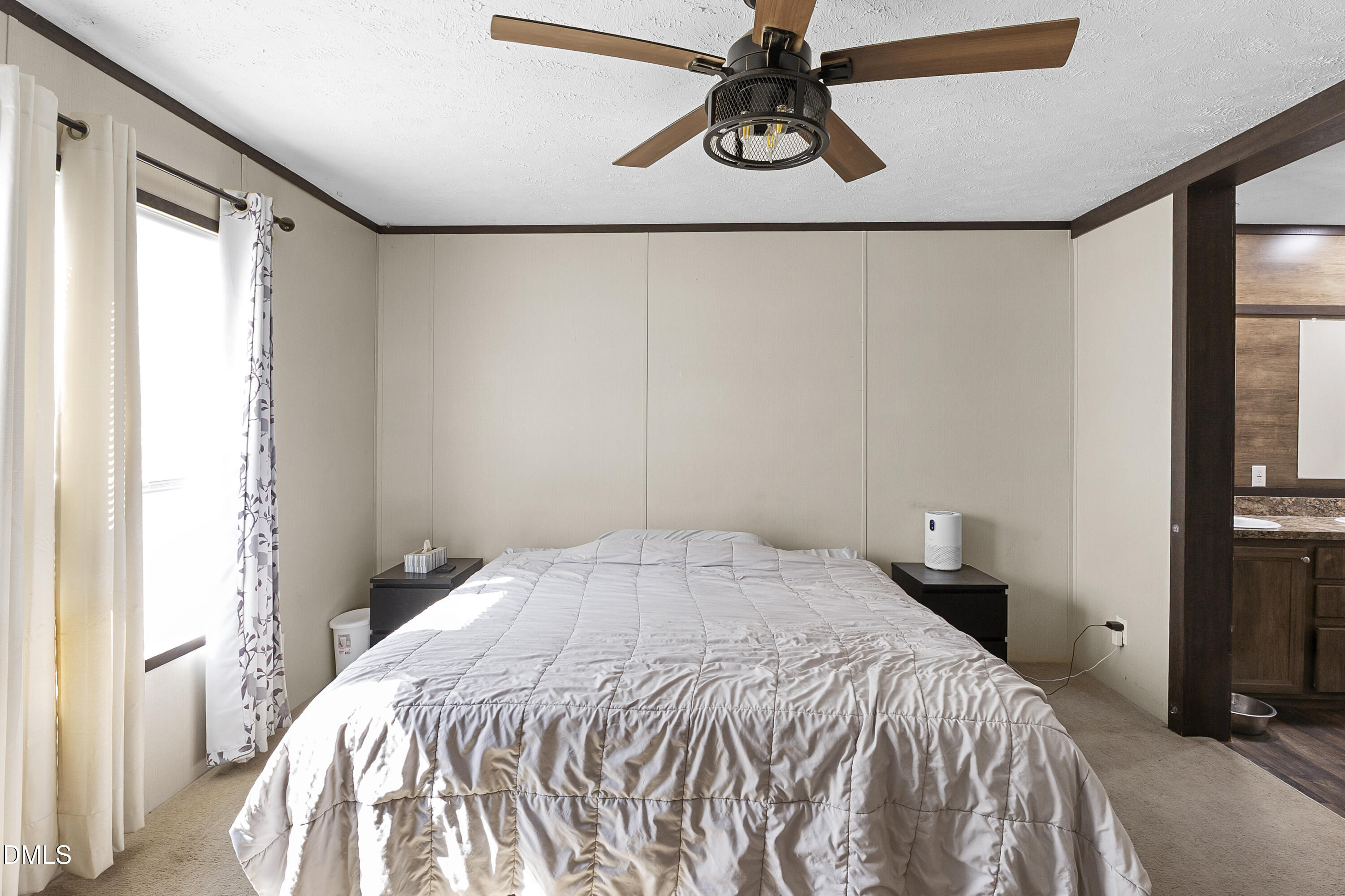property viewer photo 26