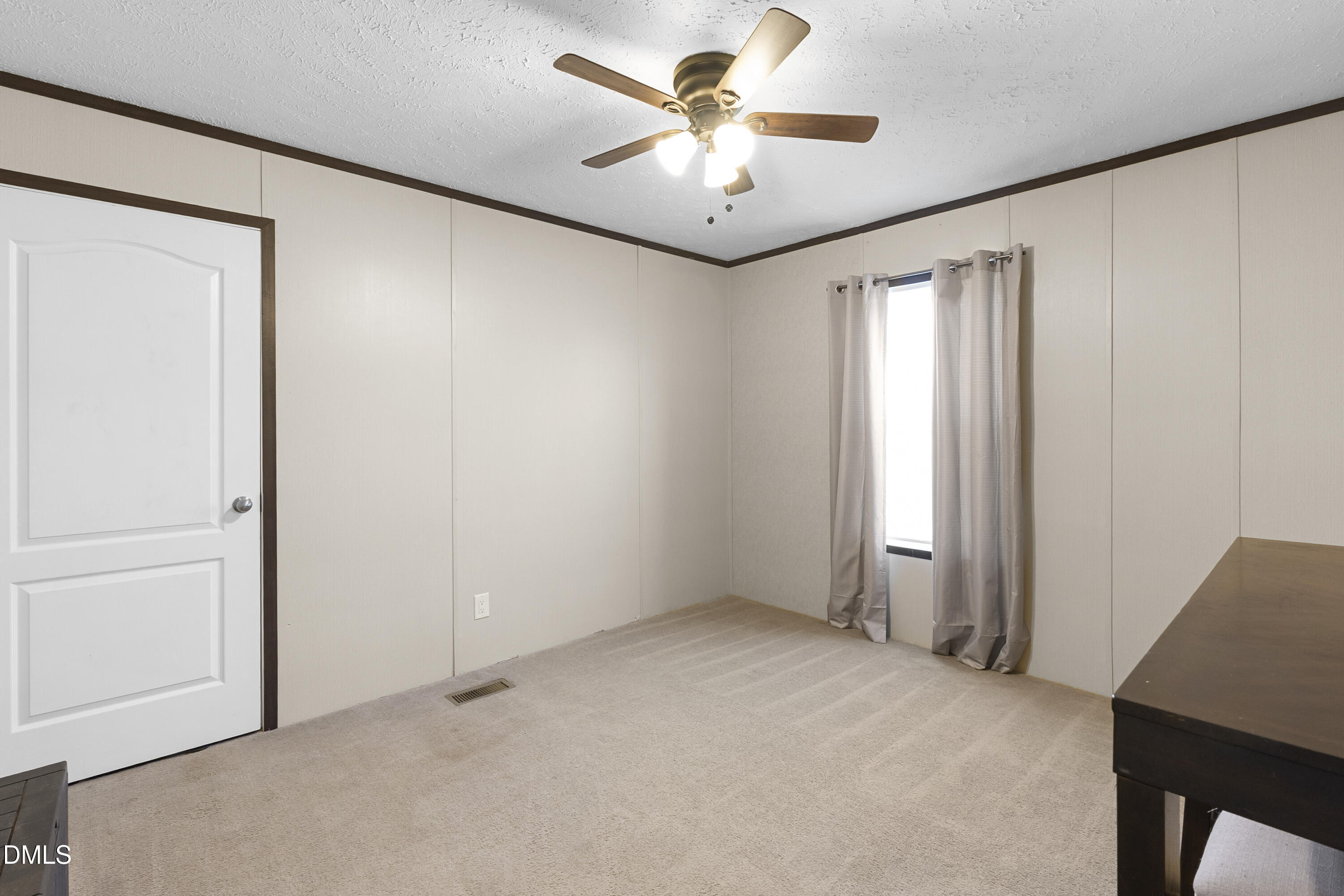 property viewer photo 28