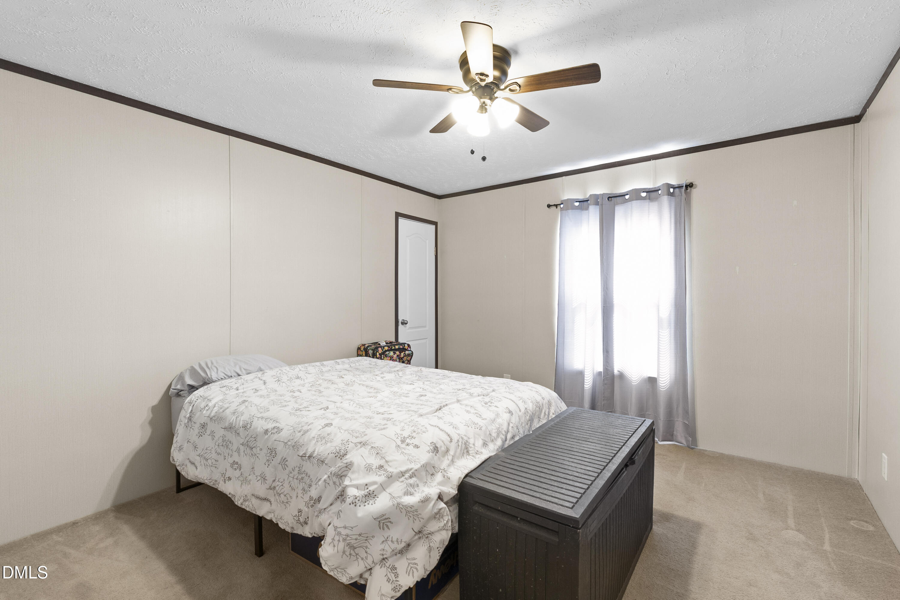 property viewer photo 32