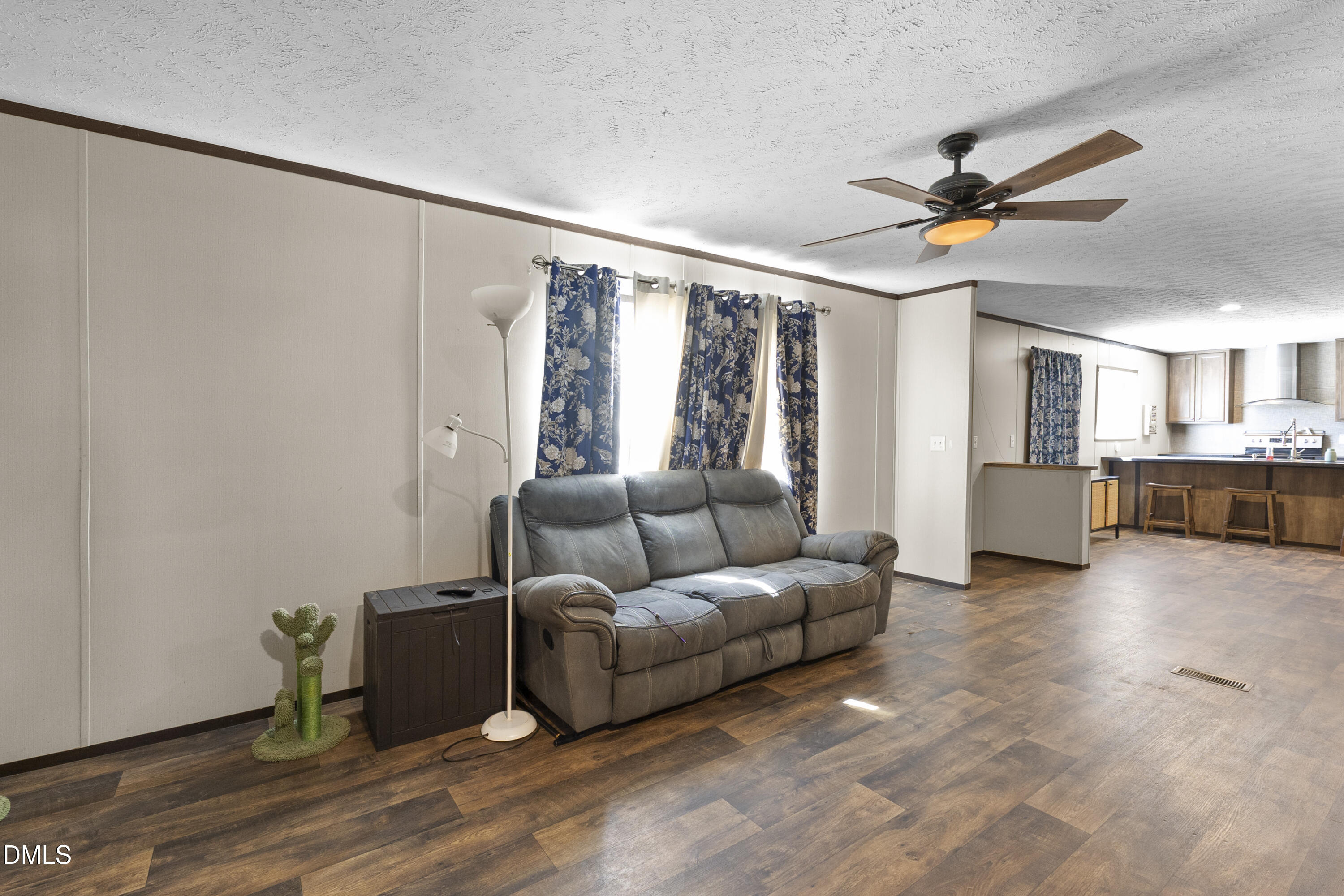 property viewer photo 54