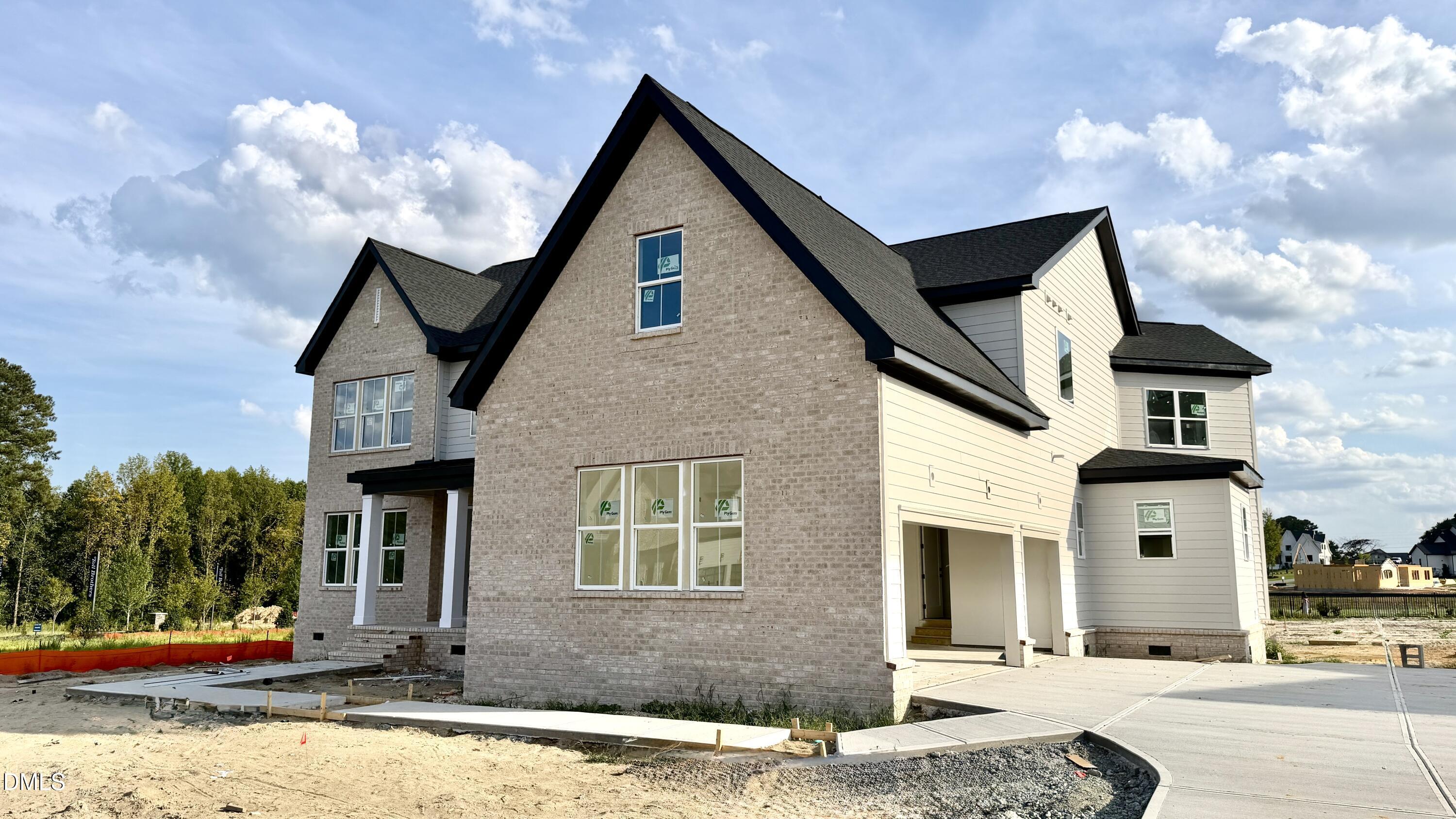 main property photo 20