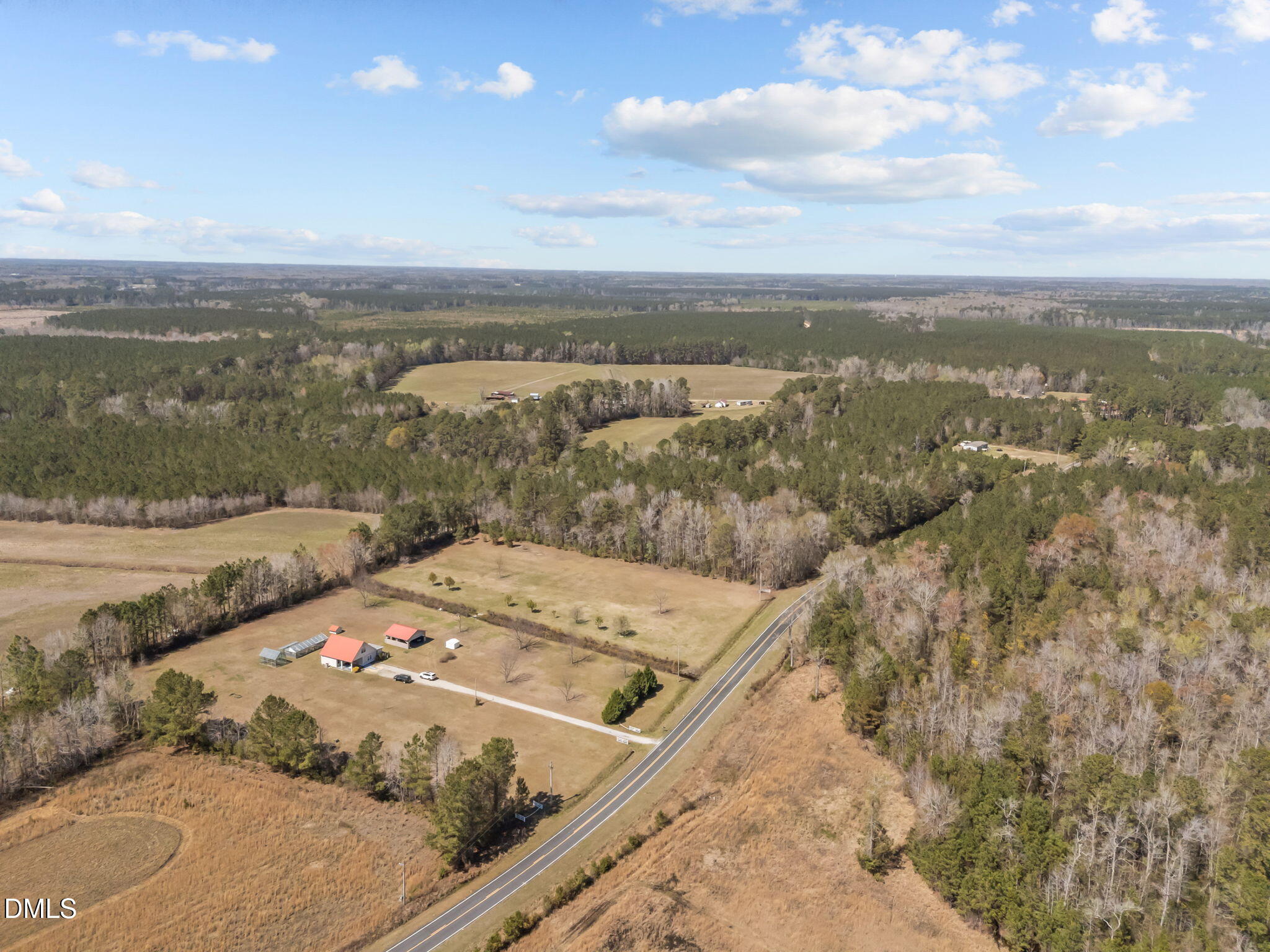 main property photo 10