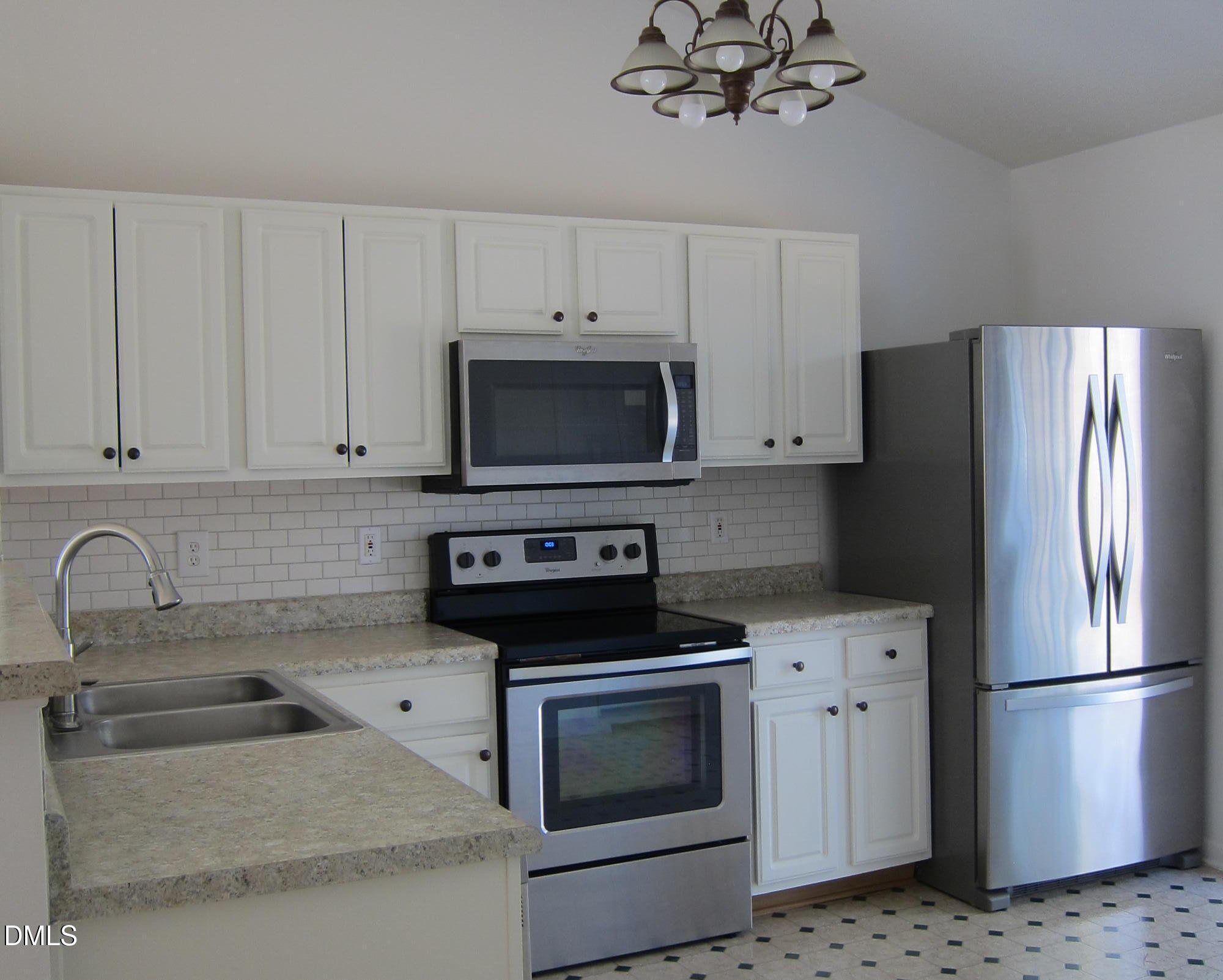 property viewer photo 6
