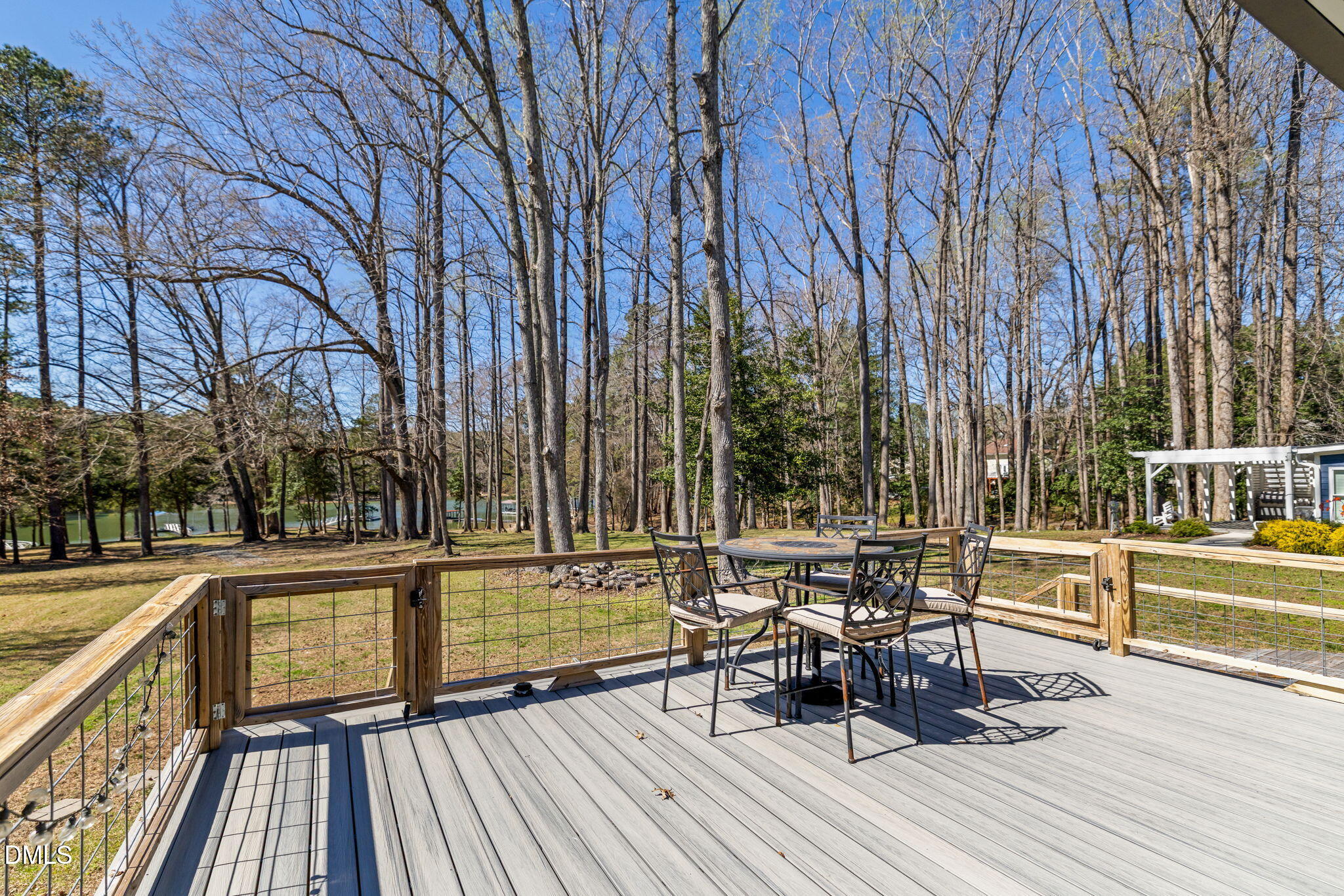 main property photo 32