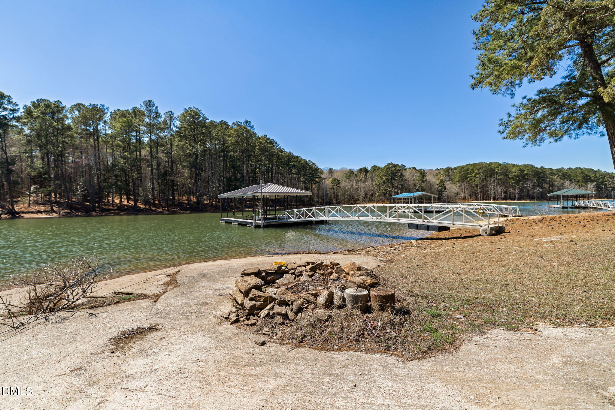 main property photo 41