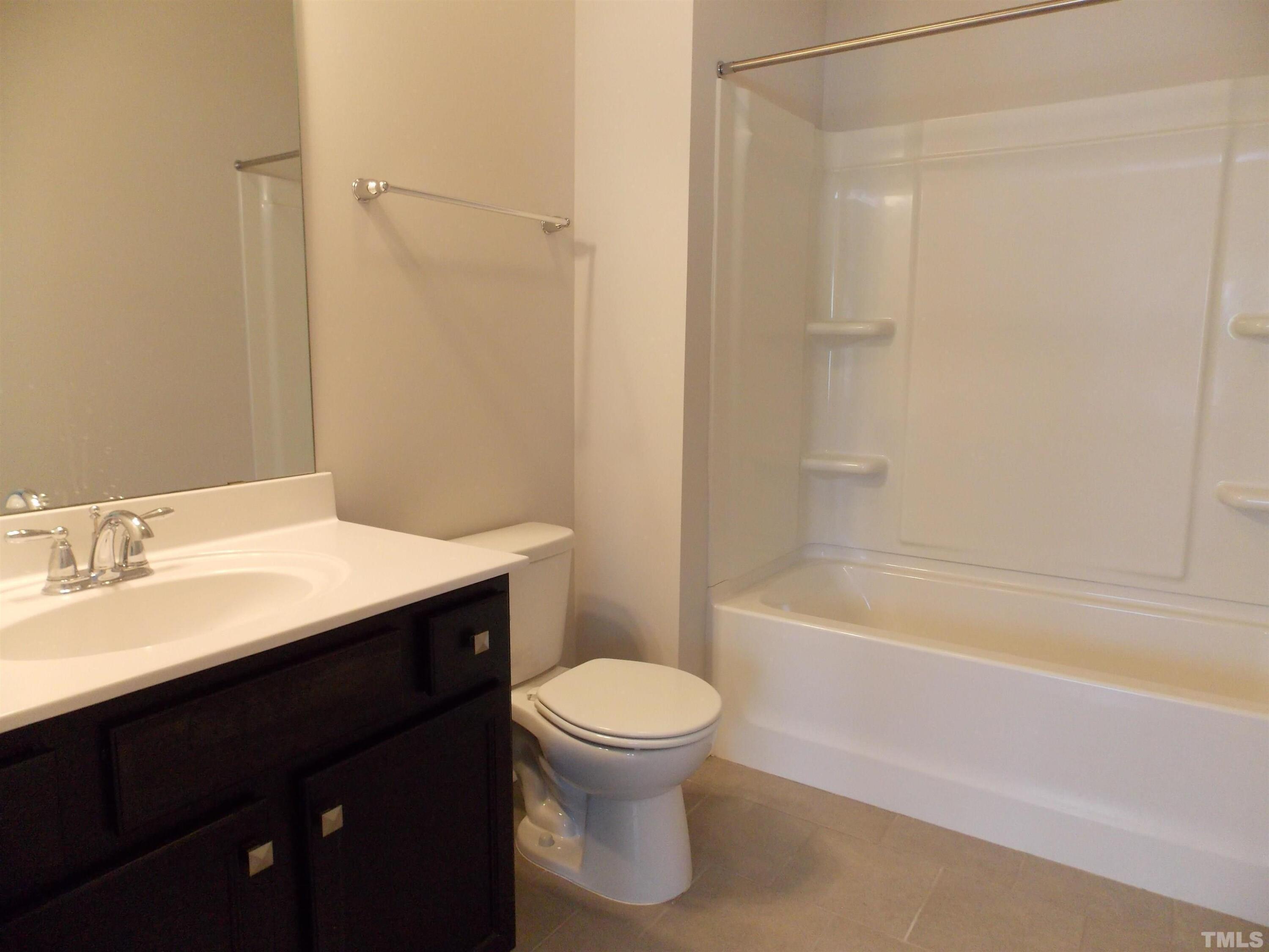 property viewer photo 18