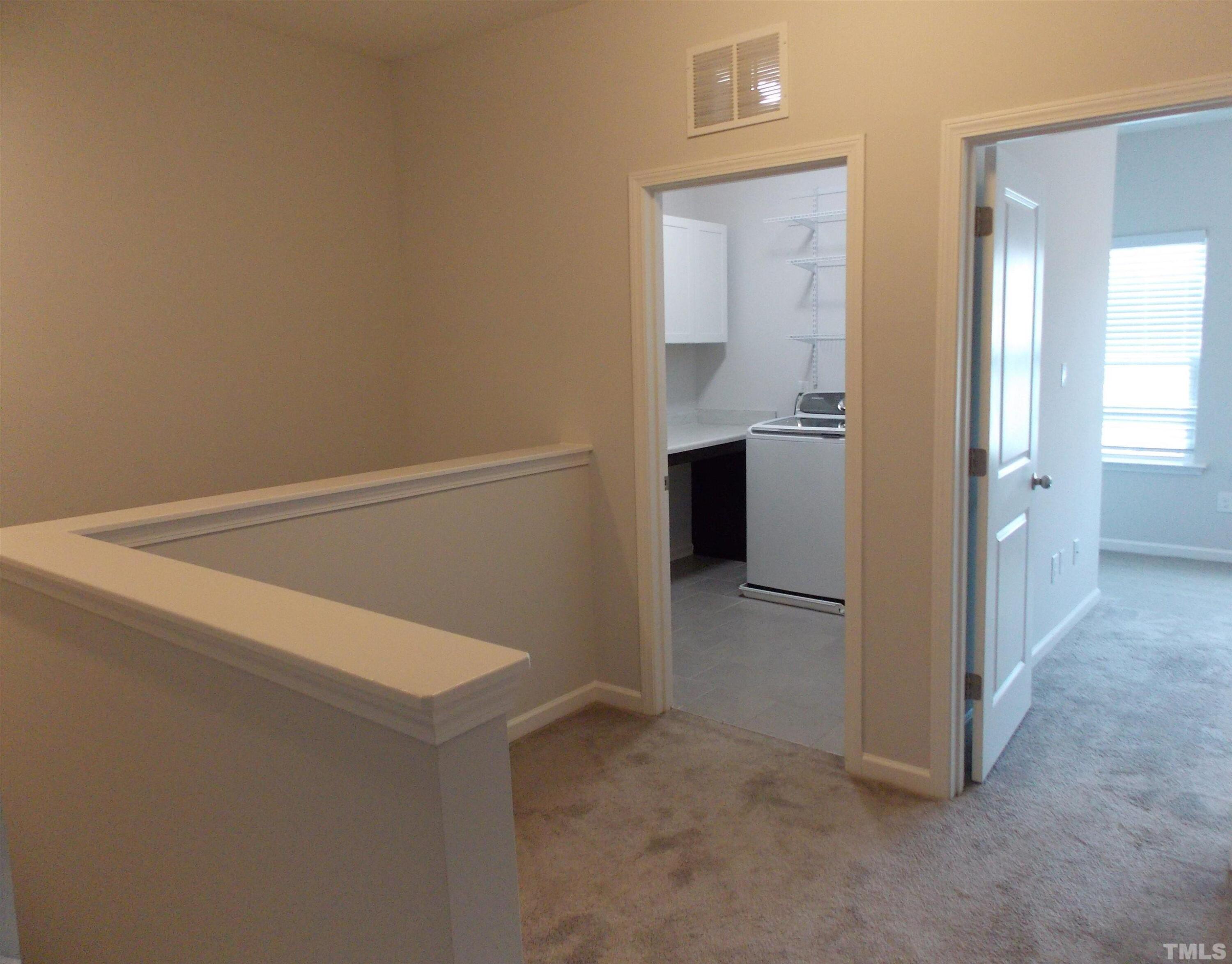 property viewer photo 20